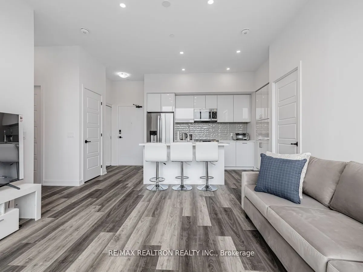 415 Sea Ray Avenue, #421