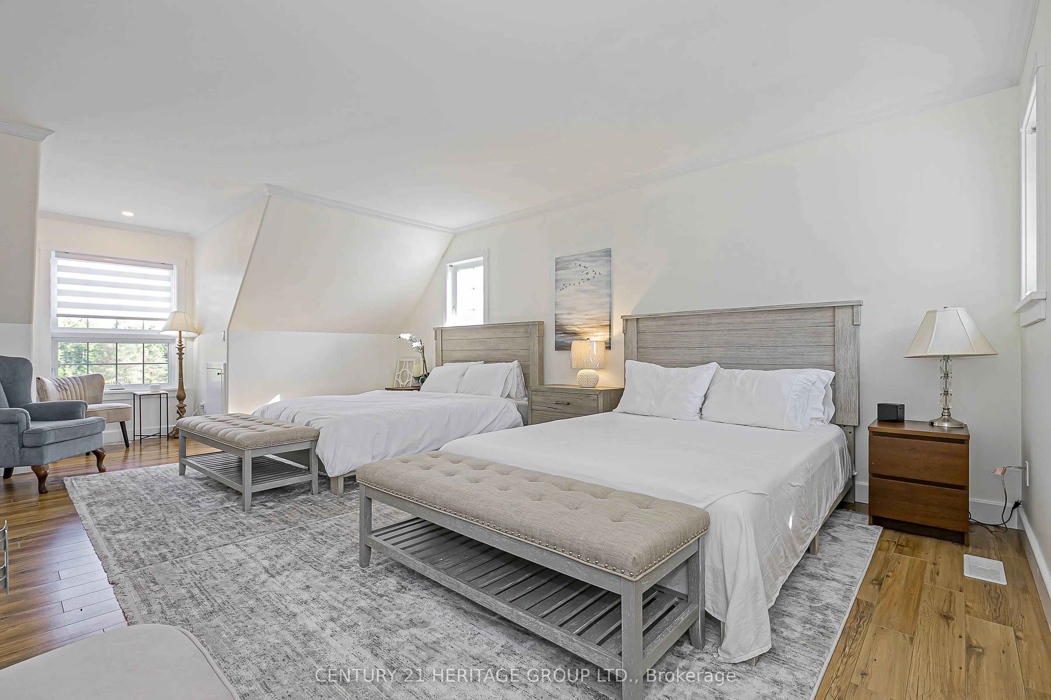 3471 Mount Albert Road