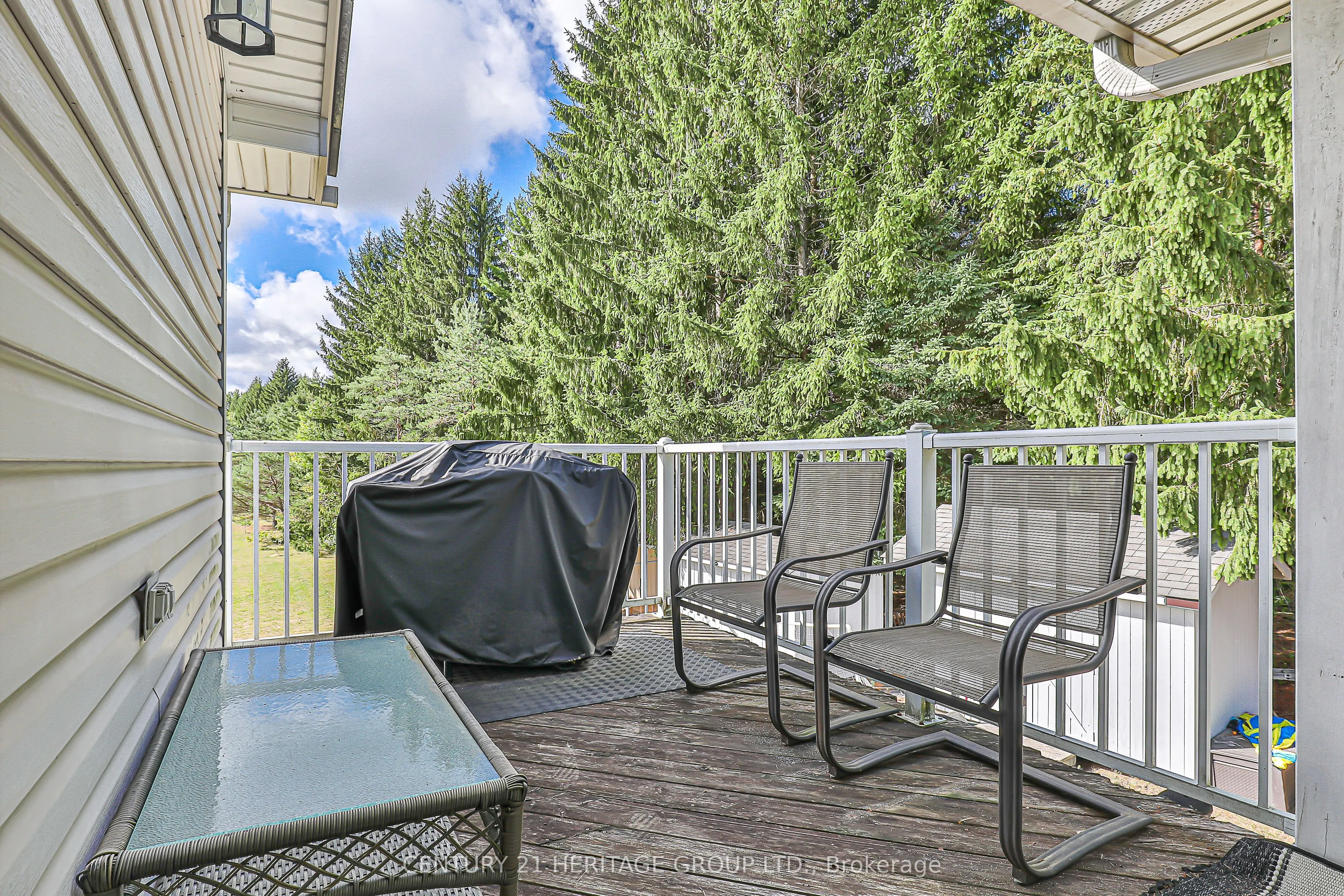 3471 Mount Albert Road