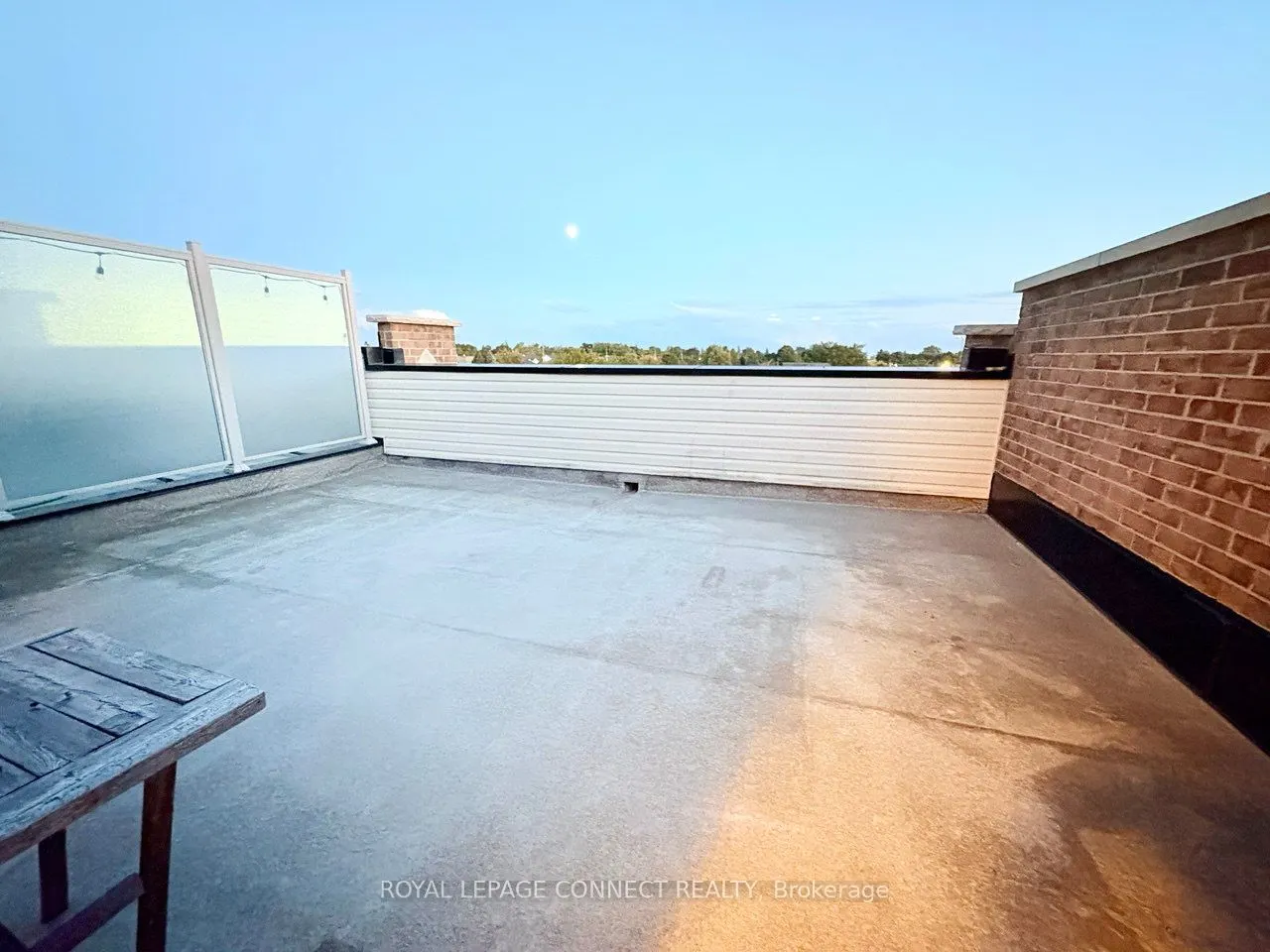 21 Cornerbank Crescent