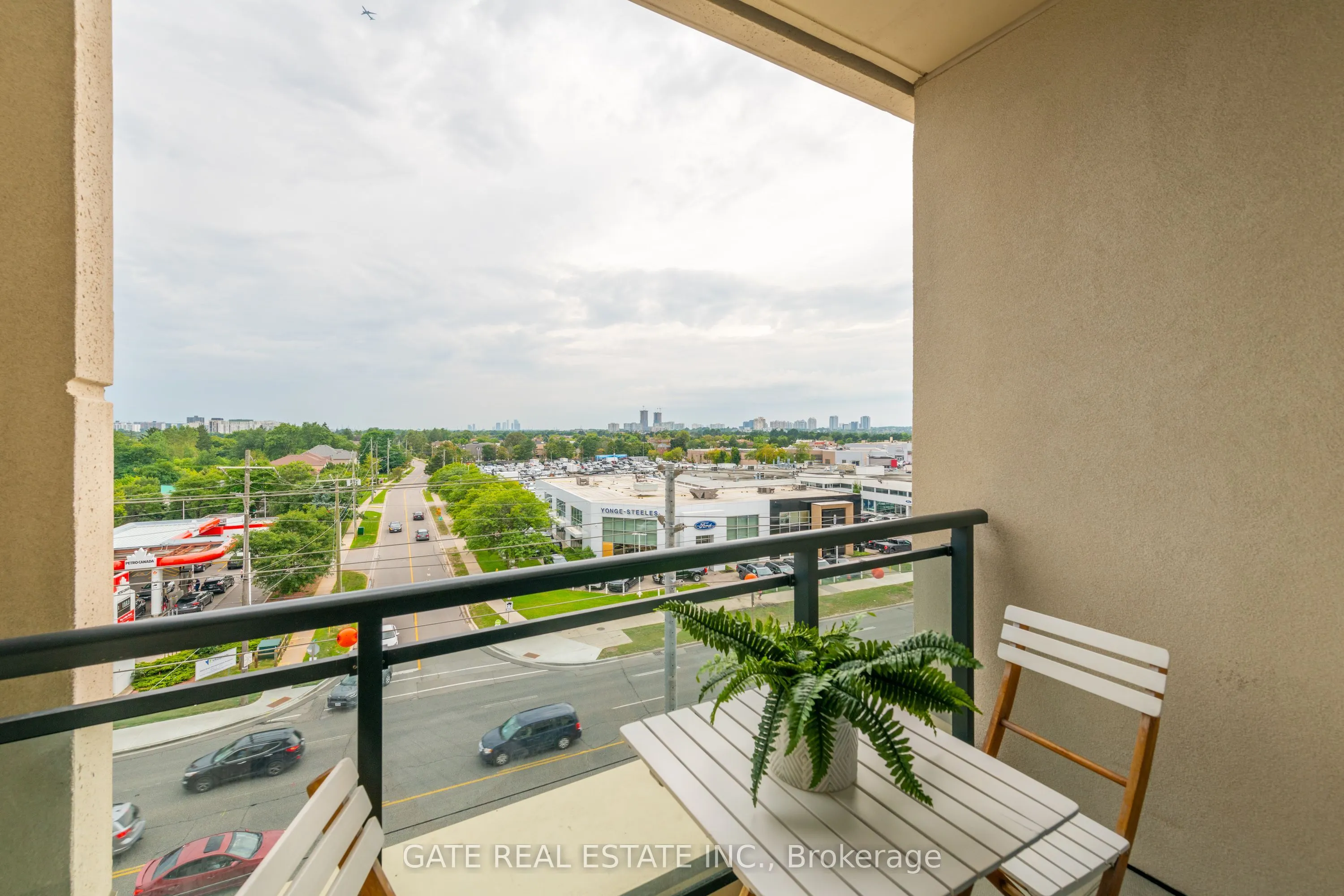 1 Grandview Avenue, #511