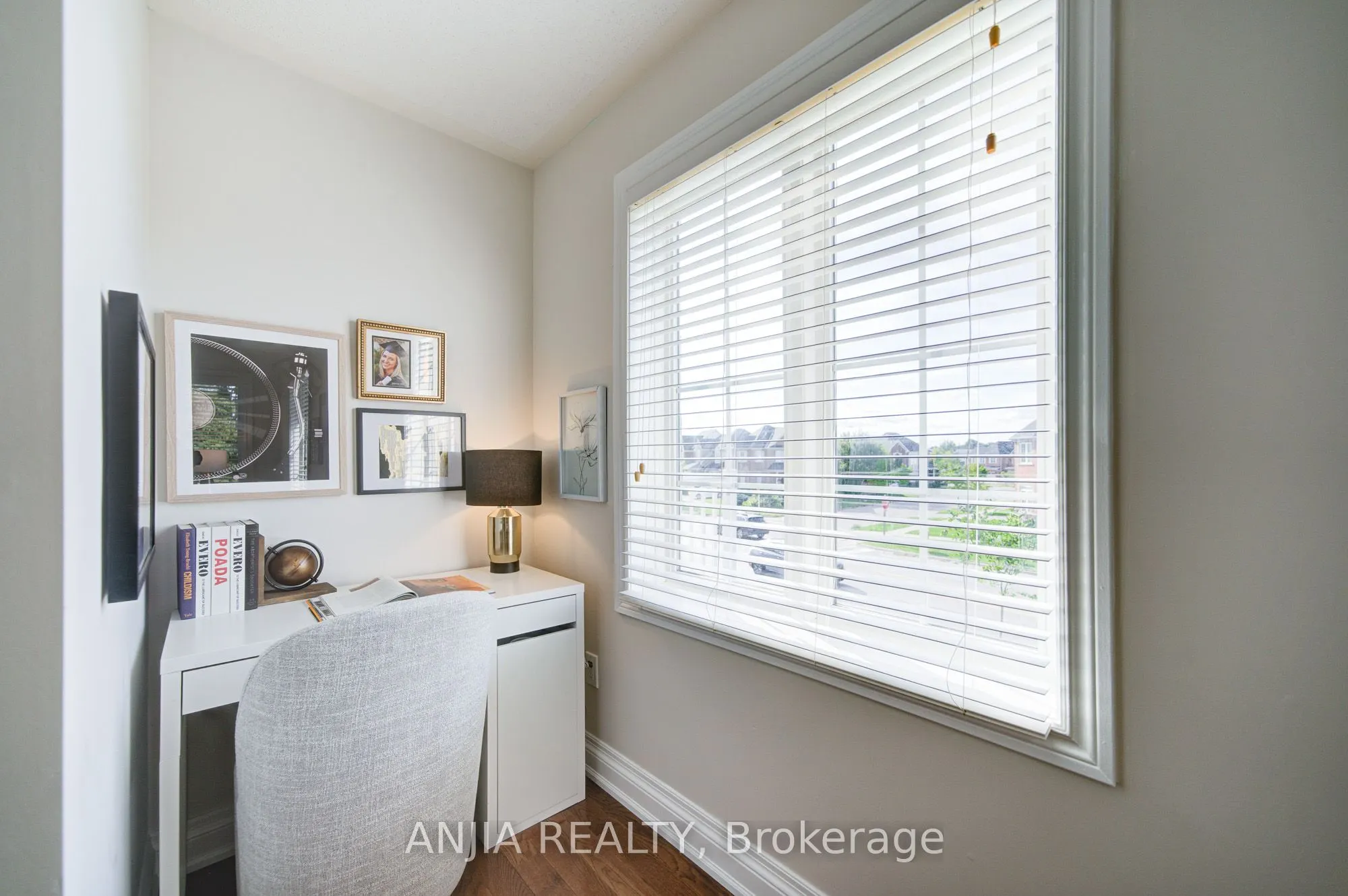 4 James Ratcliff Avenue