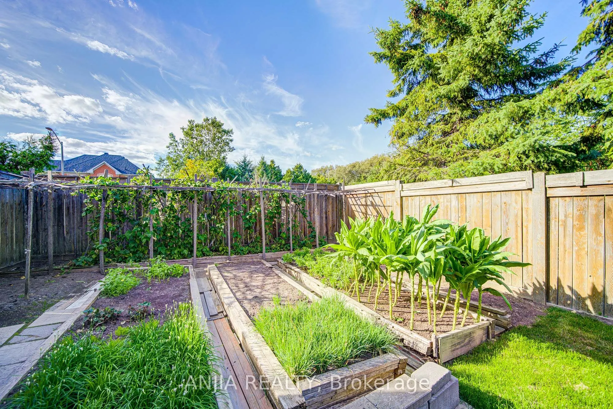 4 James Ratcliff Avenue