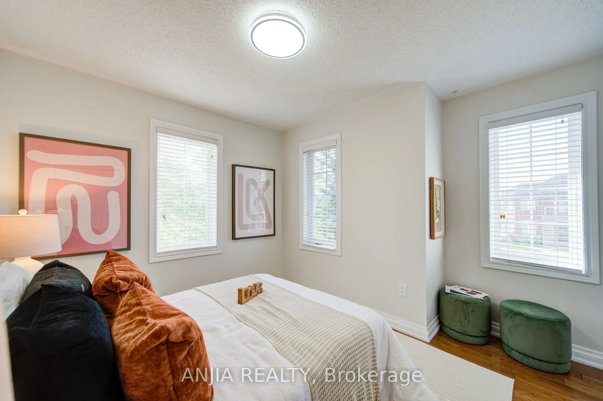 4 James Ratcliff Avenue