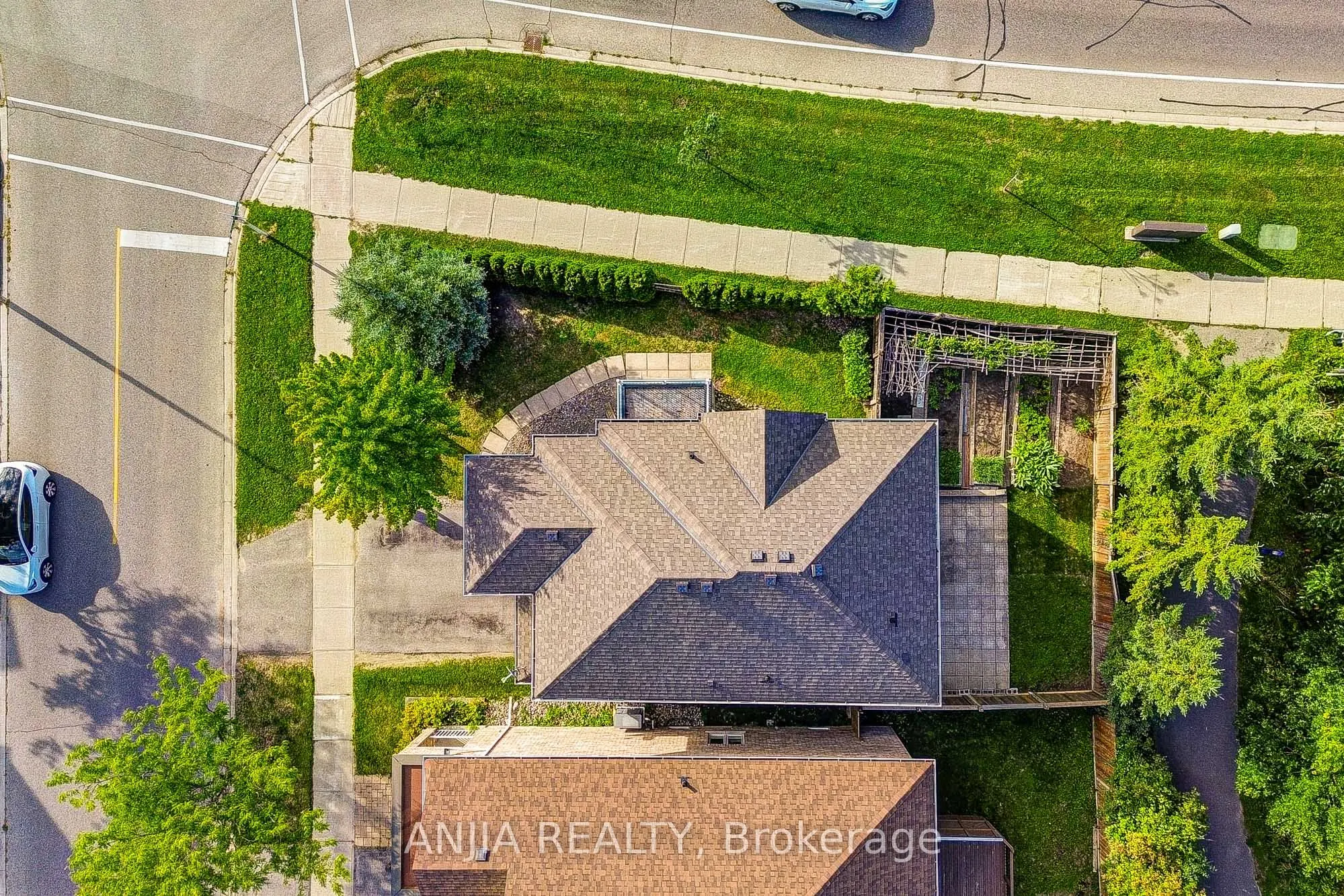 4 James Ratcliff Avenue