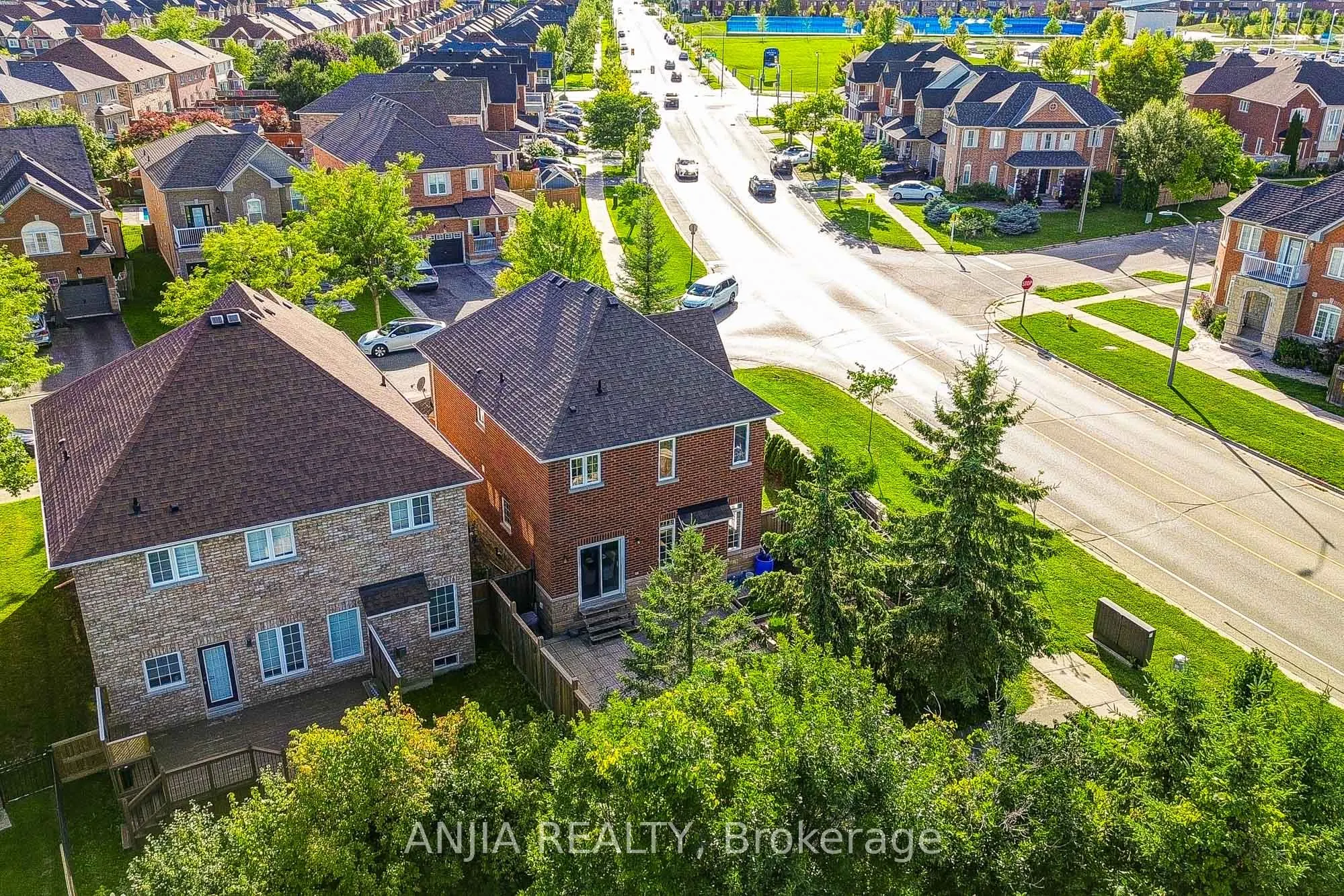 4 James Ratcliff Avenue