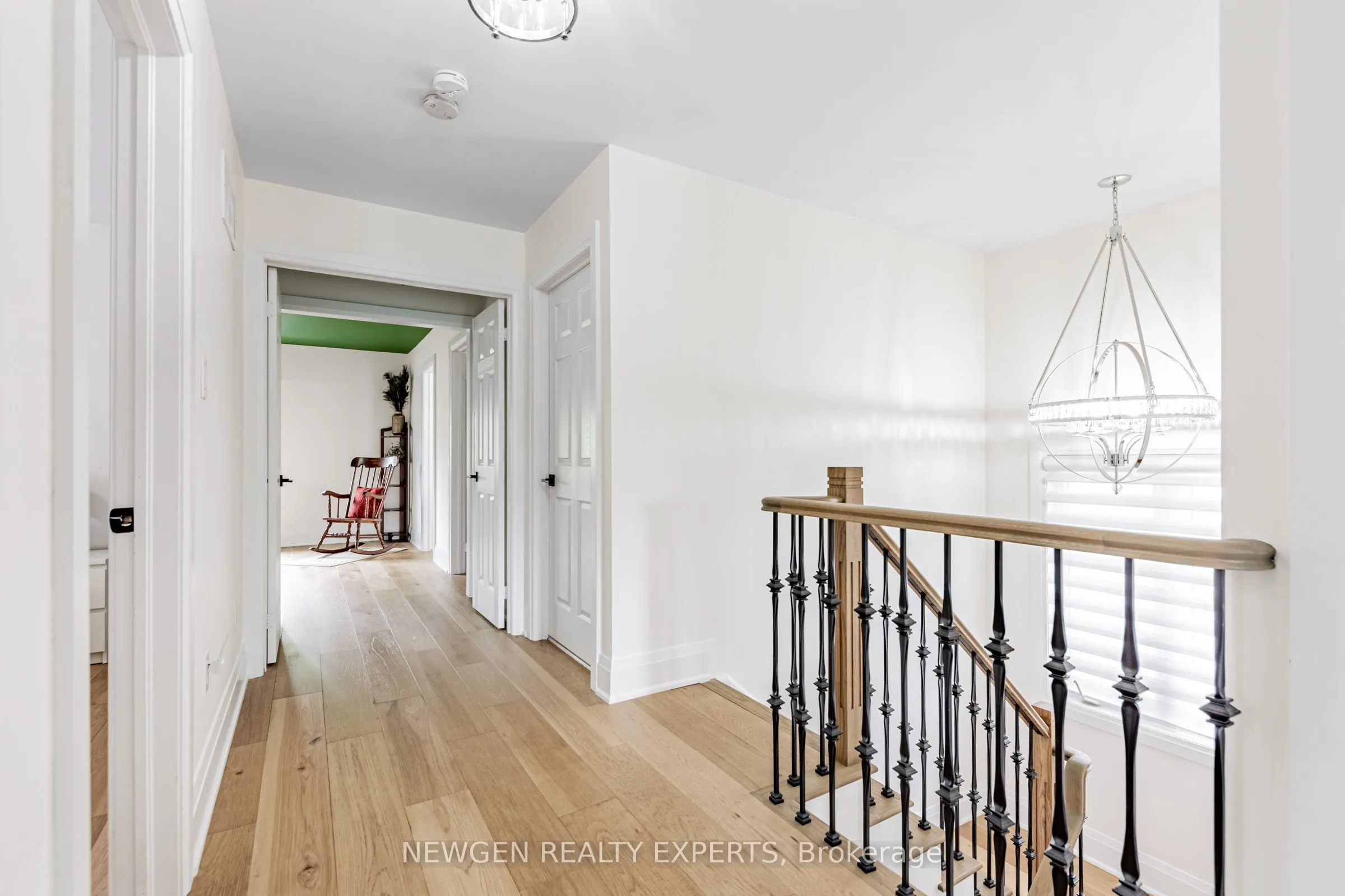 295 Petticoat Road
