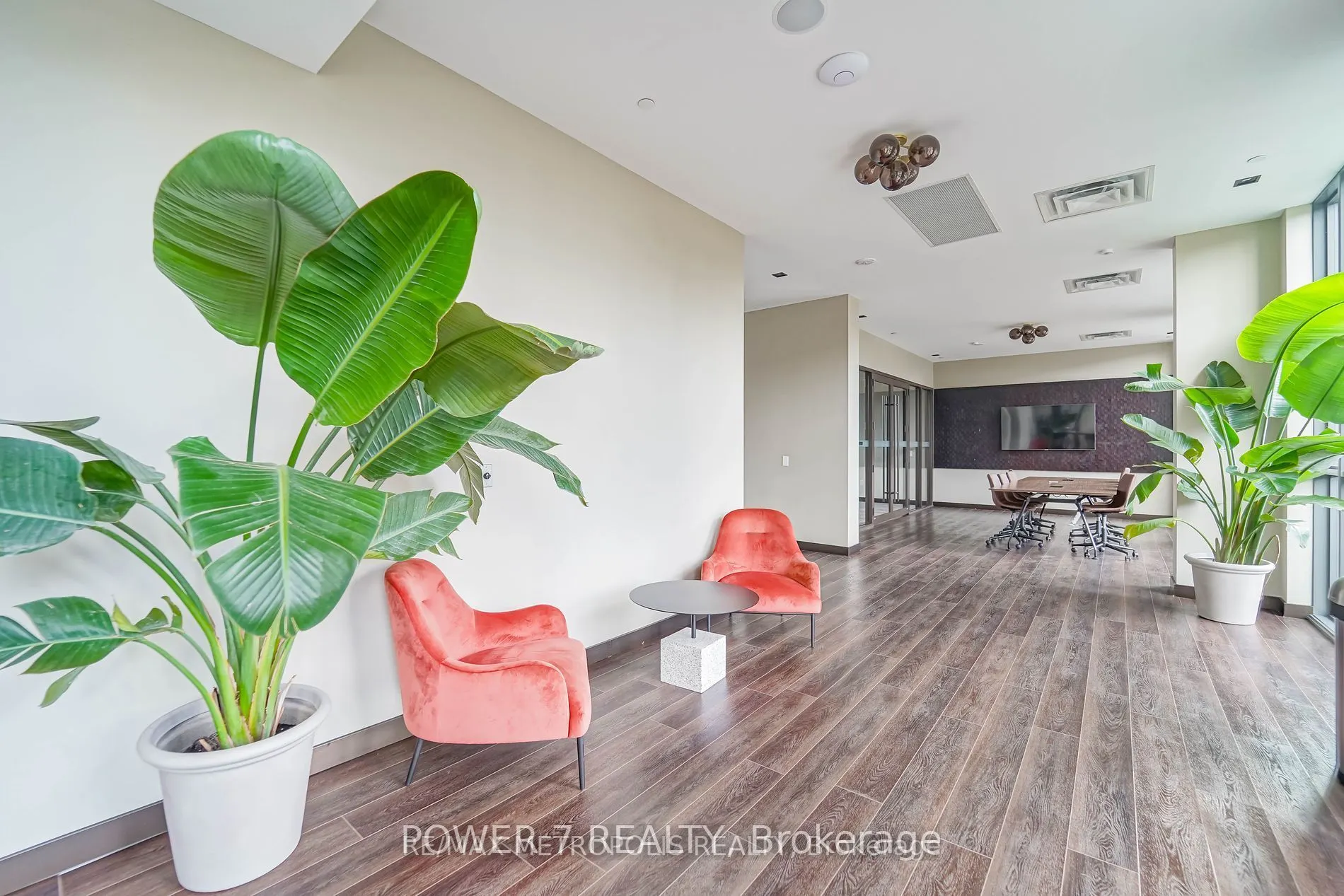 10 Honeycrisp Crescent, #1801