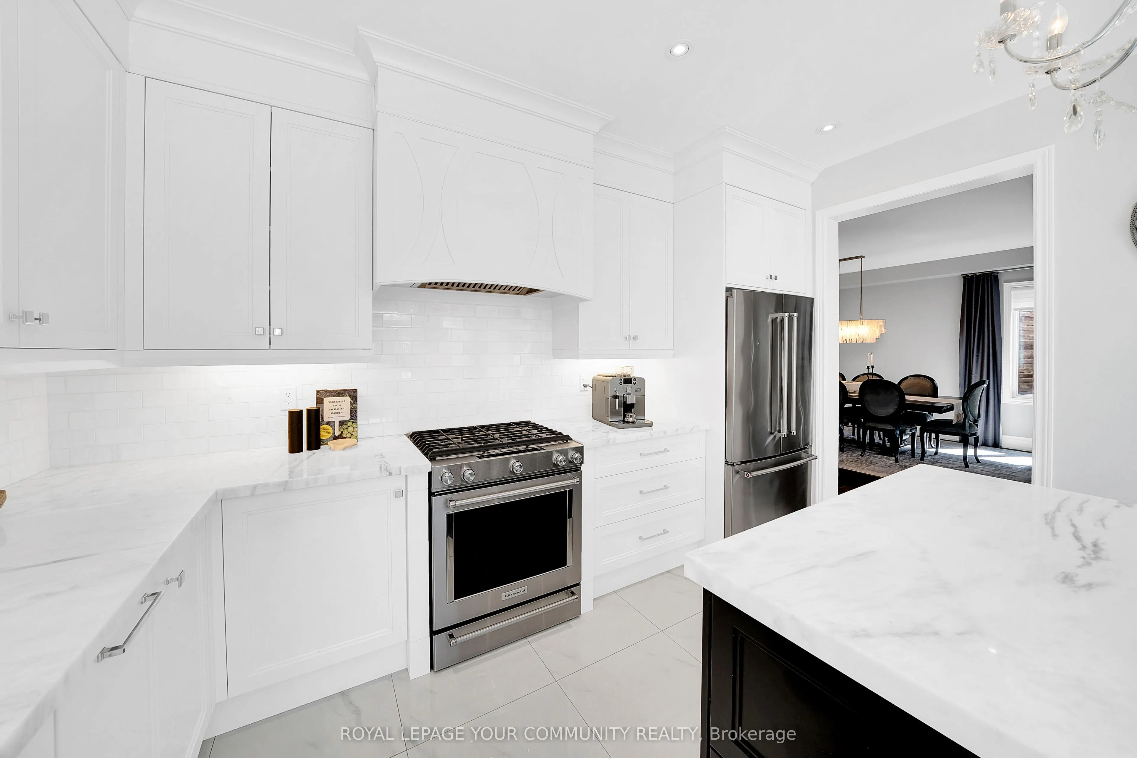 306 West Lawn Crescent