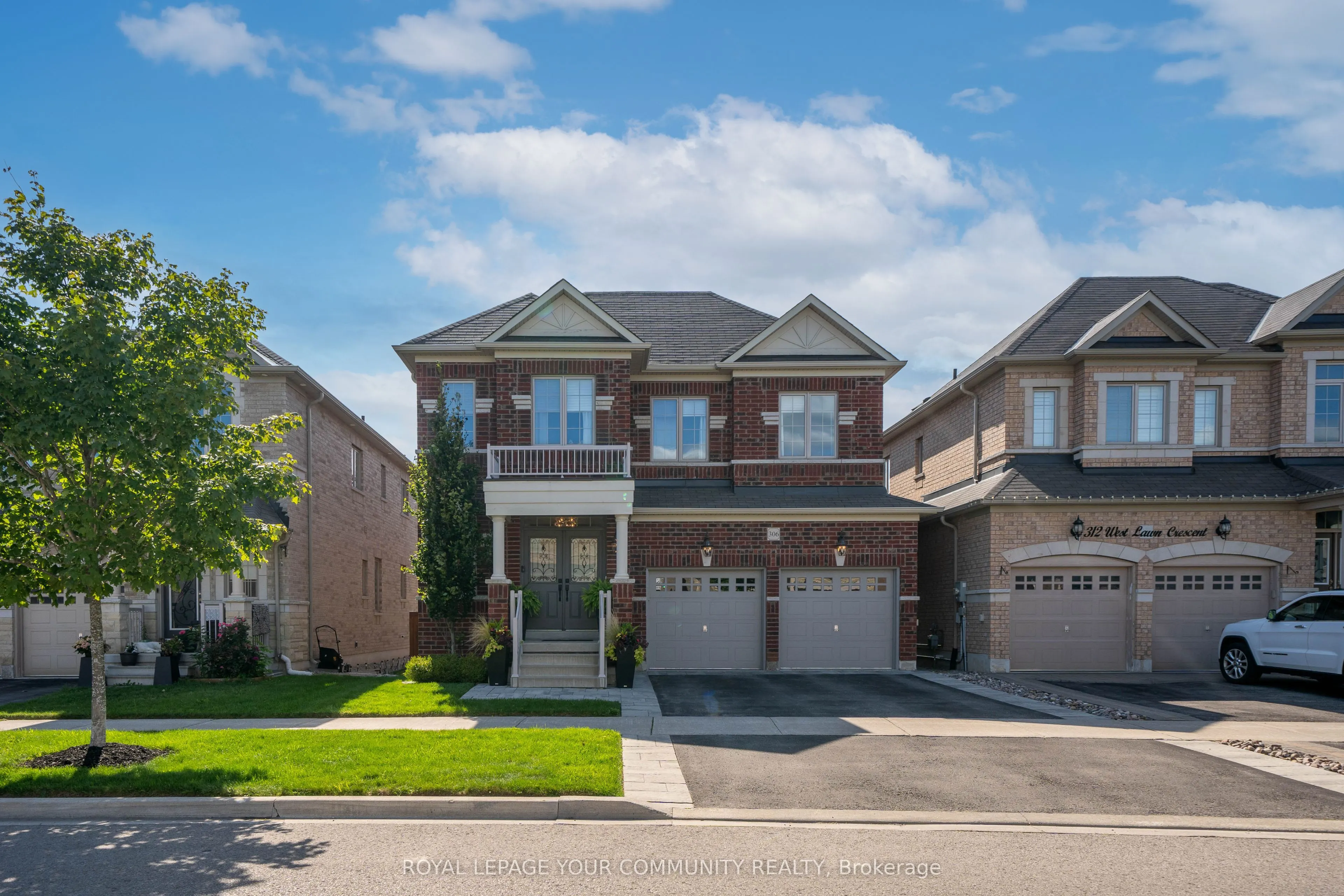 306 West Lawn Crescent