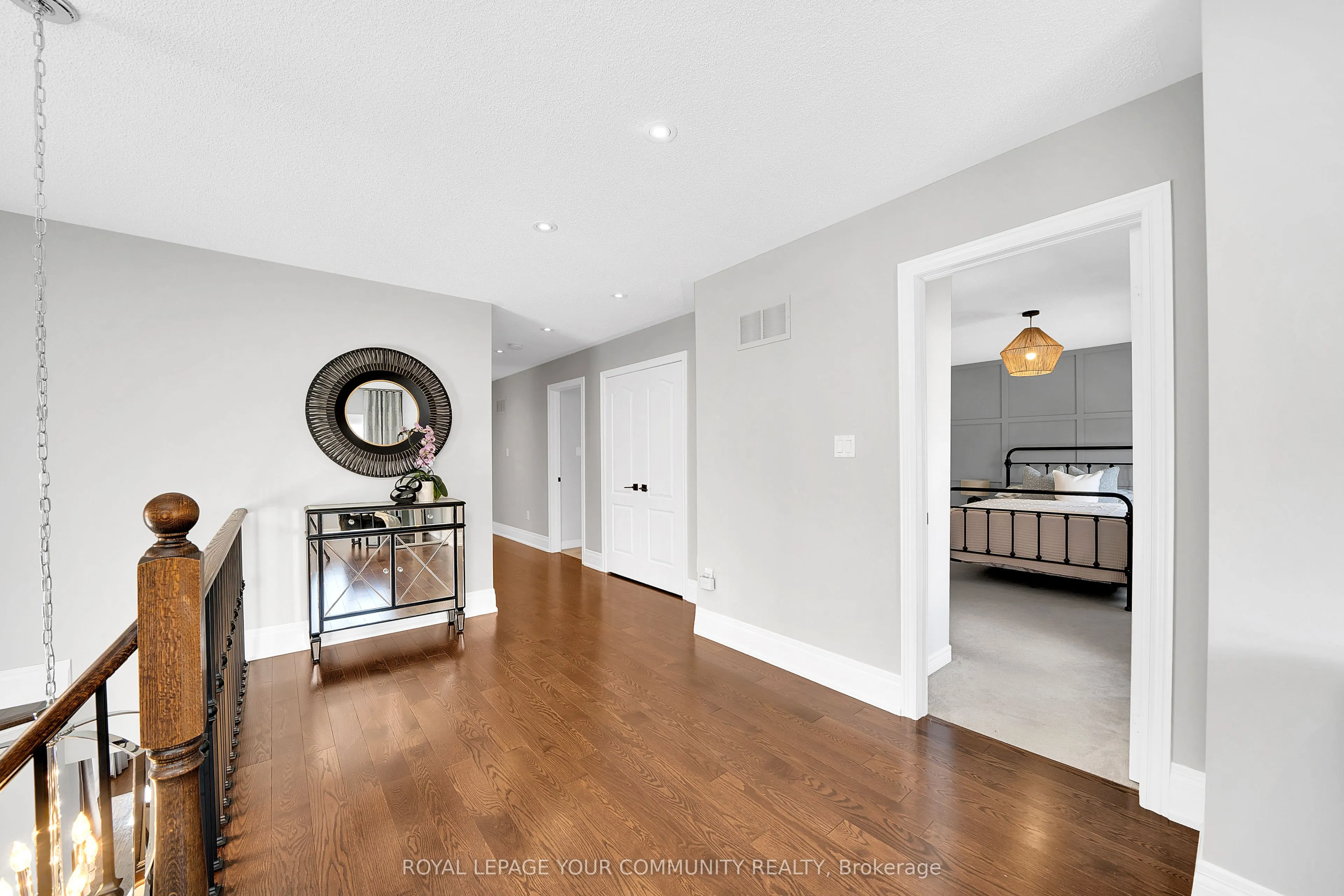 306 West Lawn Crescent