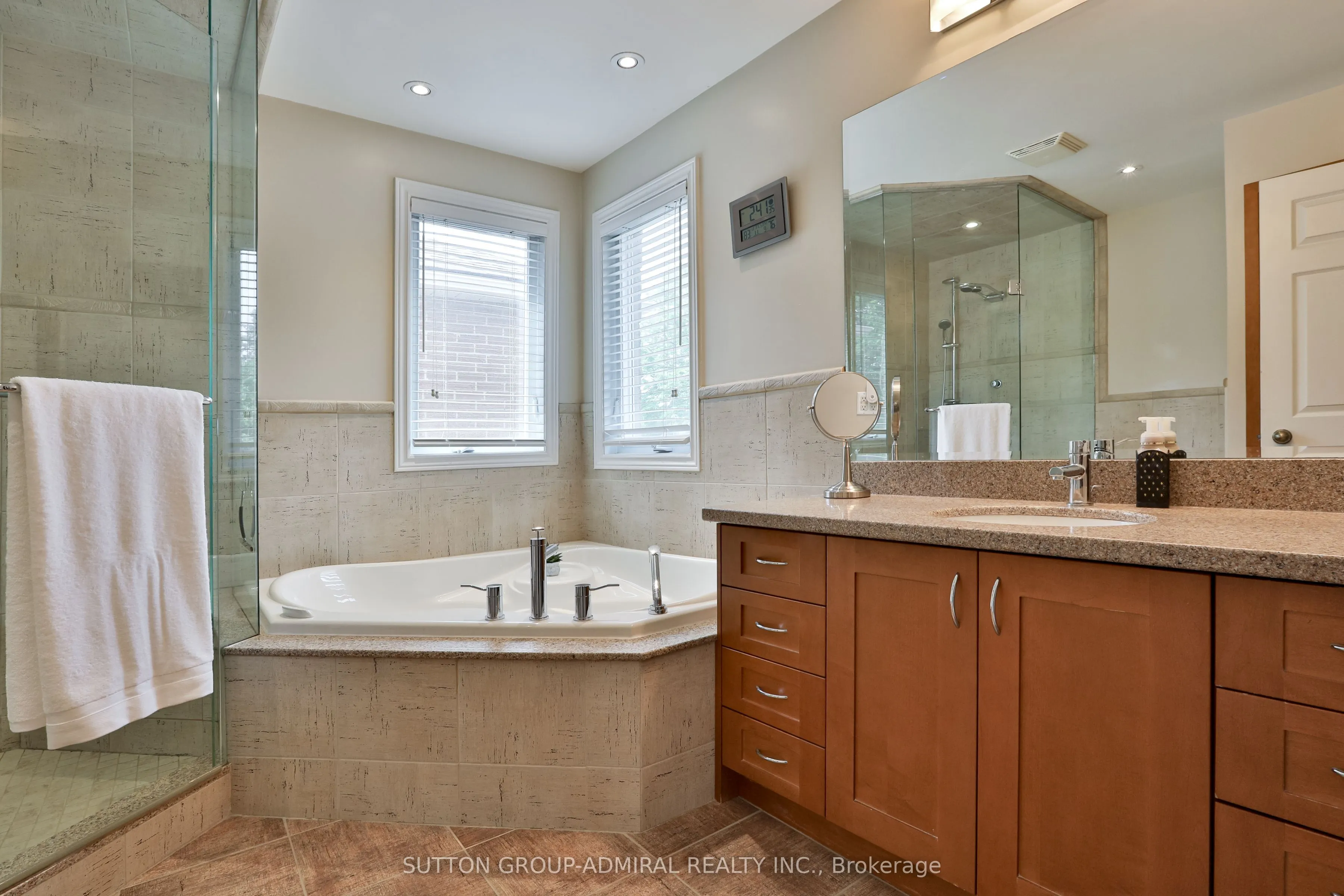 135 Heatherton Way