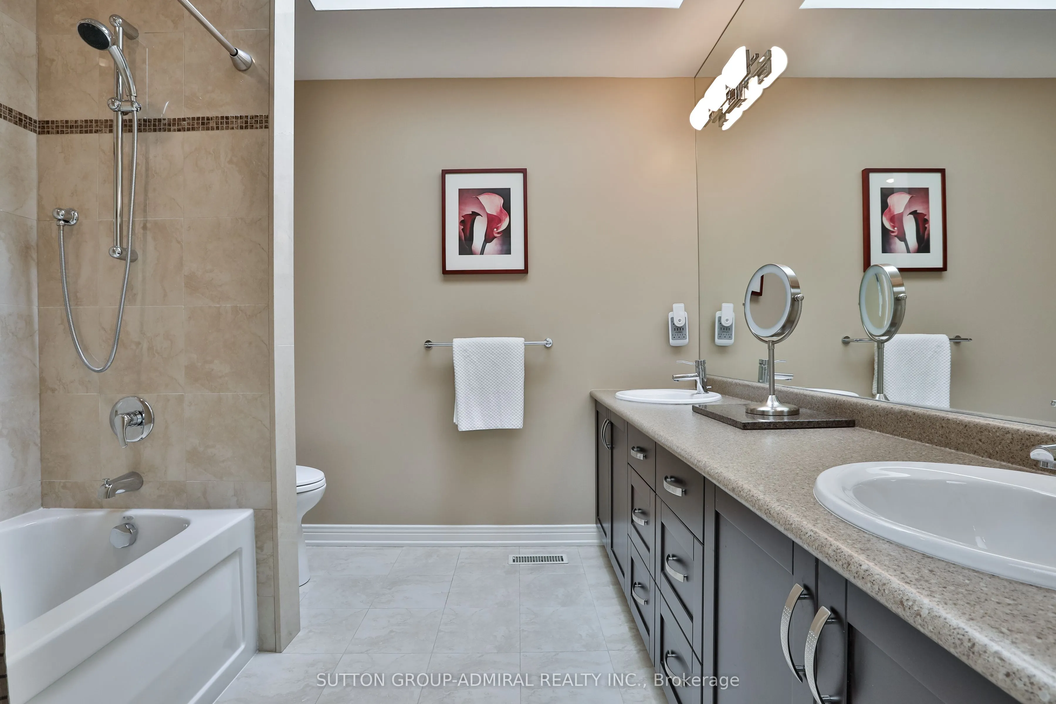135 Heatherton Way