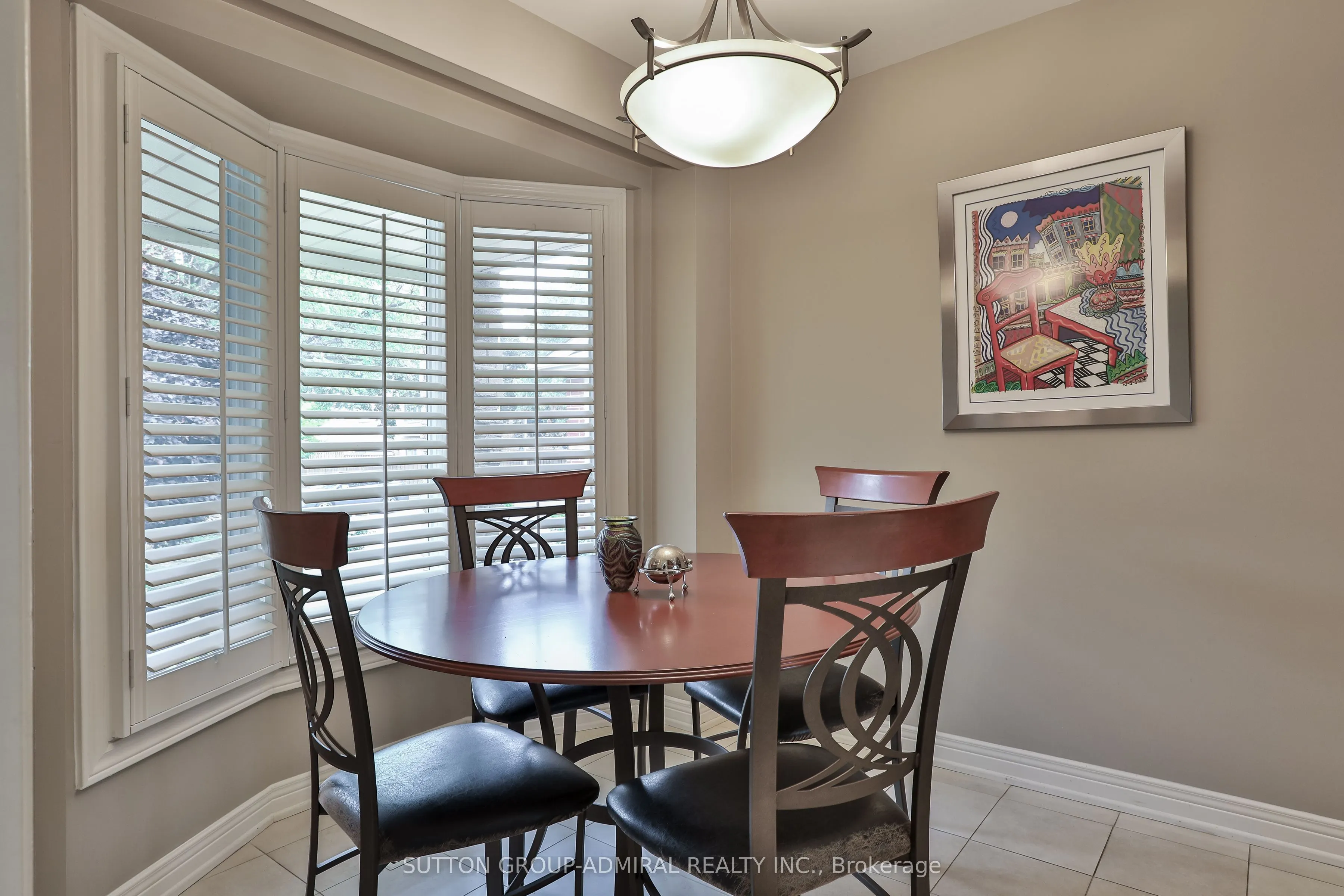 135 Heatherton Way