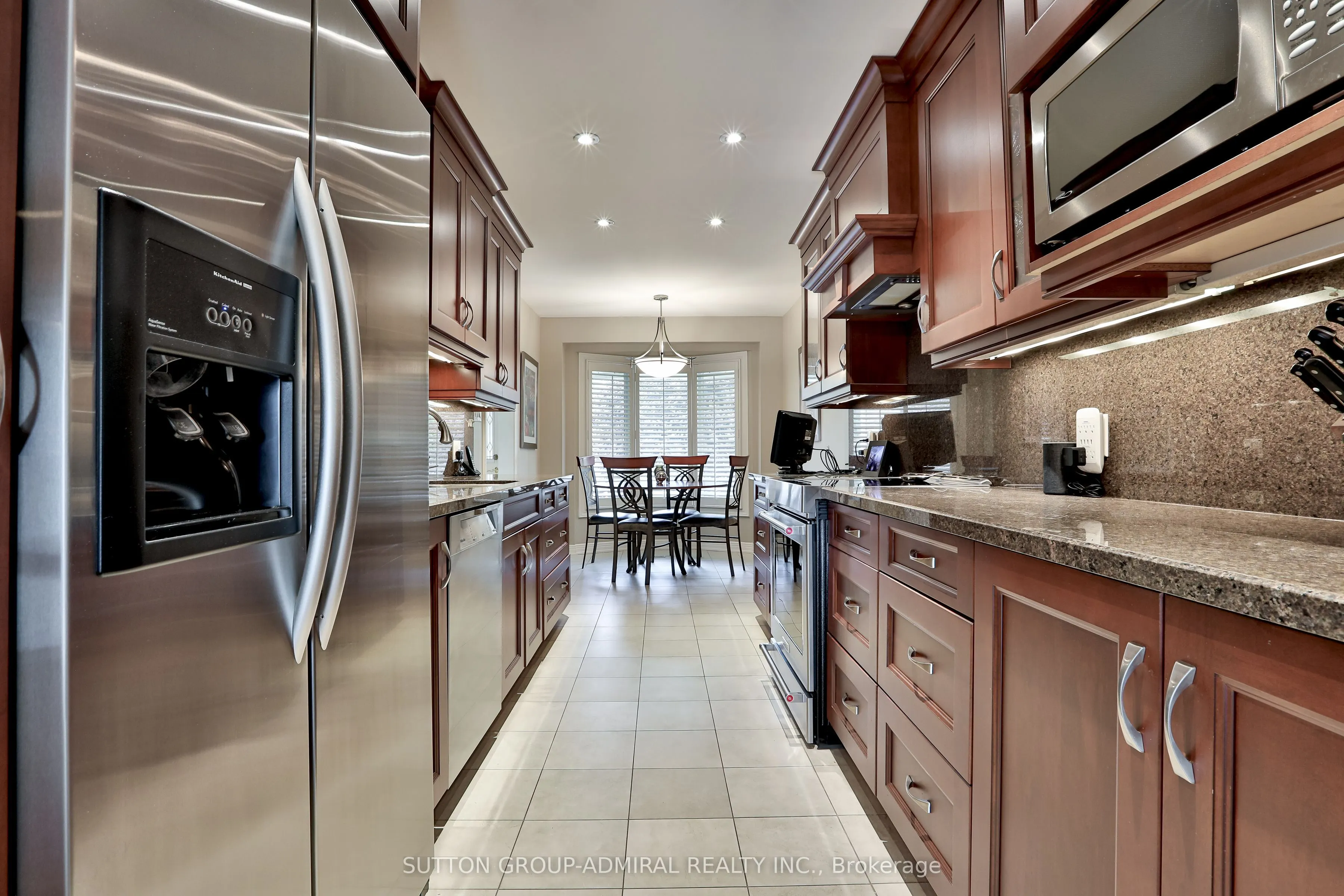 135 Heatherton Way