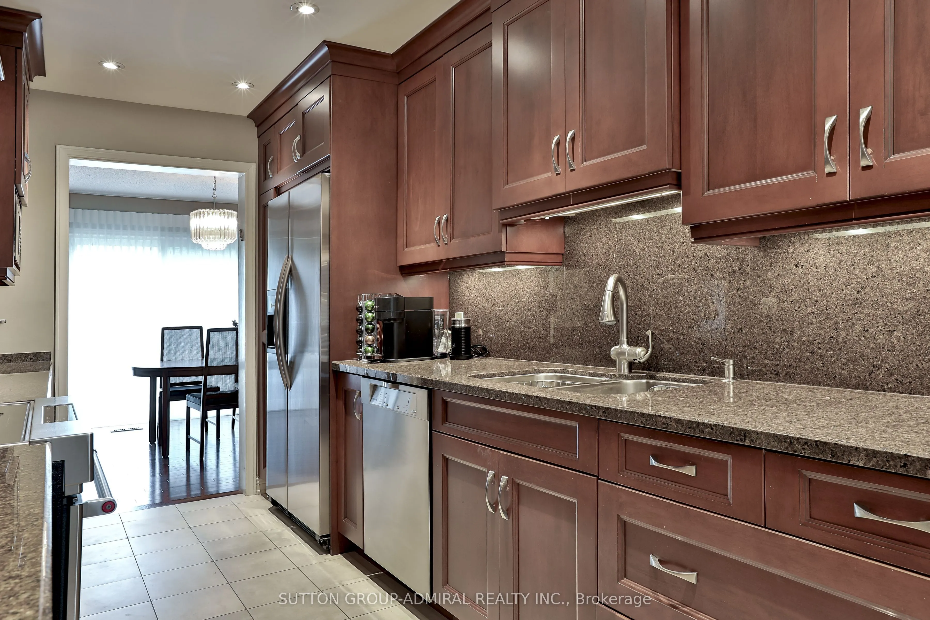 135 Heatherton Way
