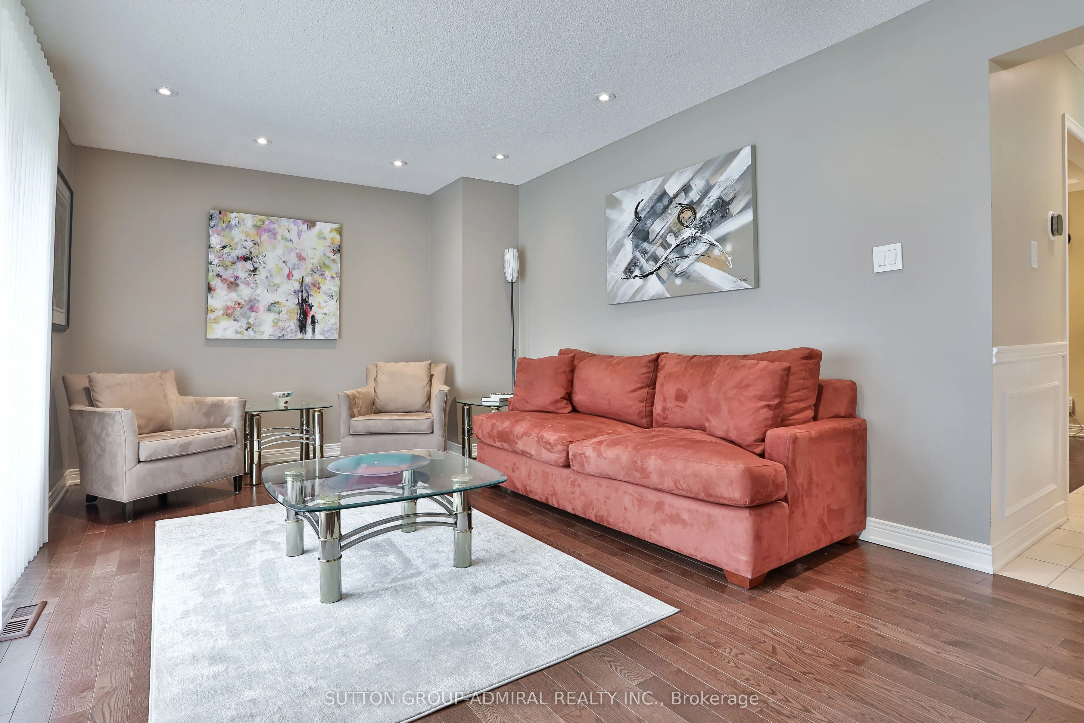 135 Heatherton Way
