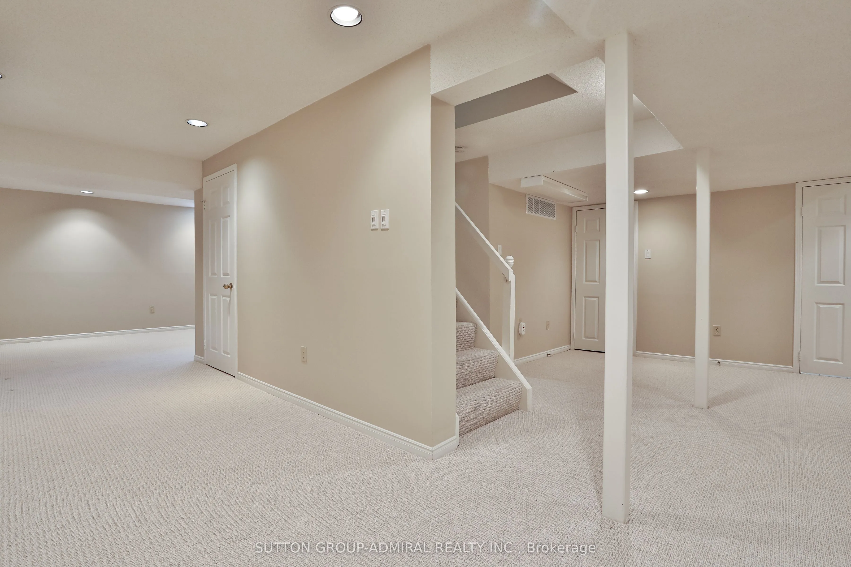 135 Heatherton Way