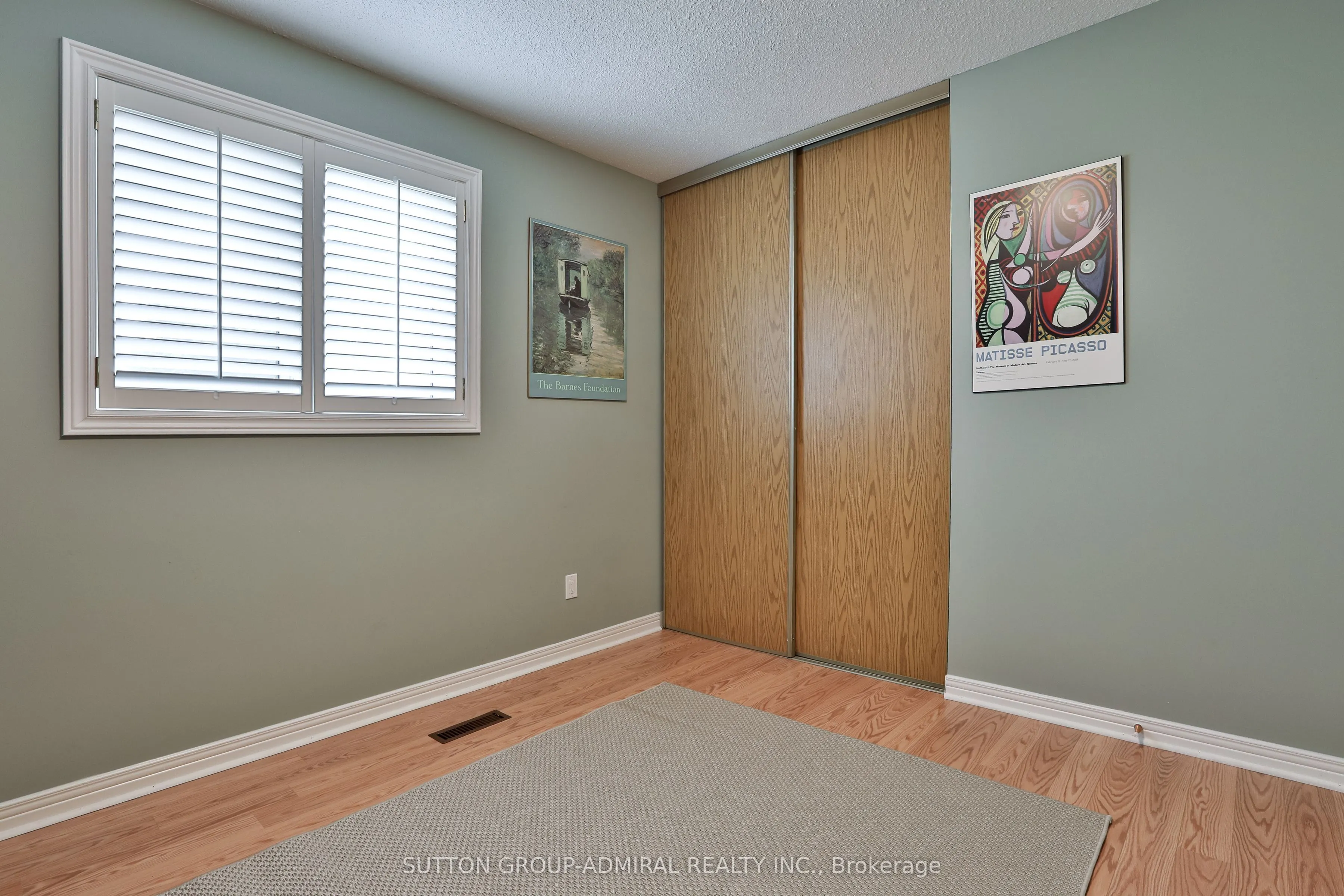 135 Heatherton Way