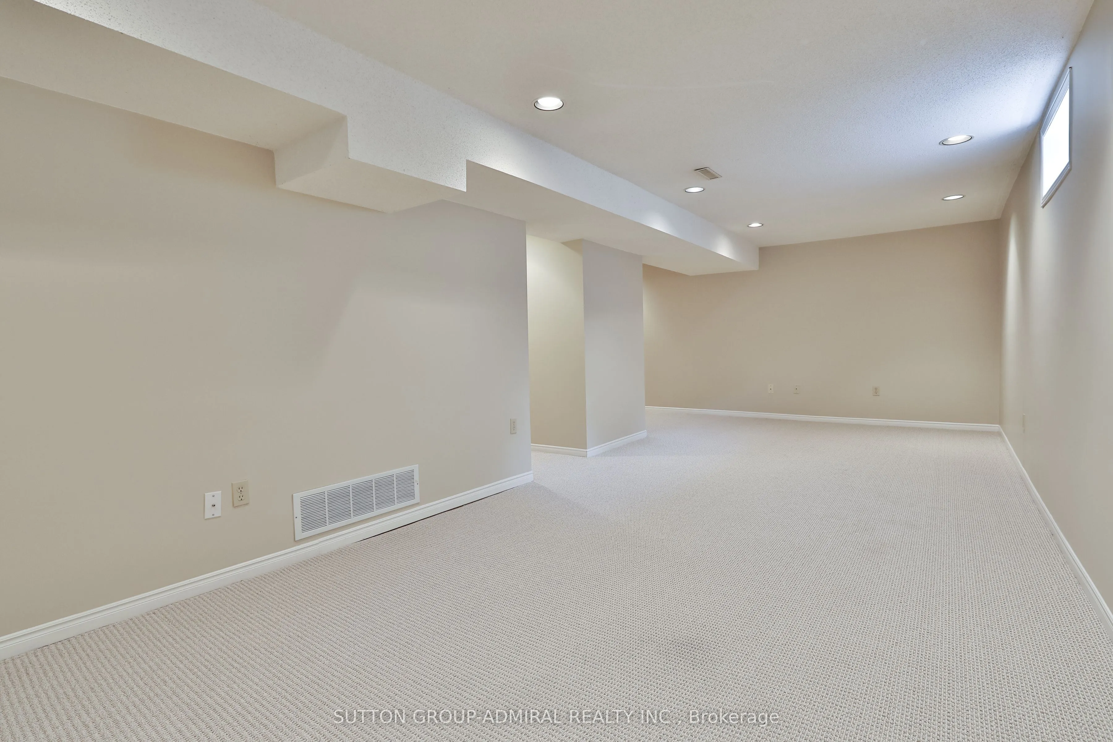 135 Heatherton Way