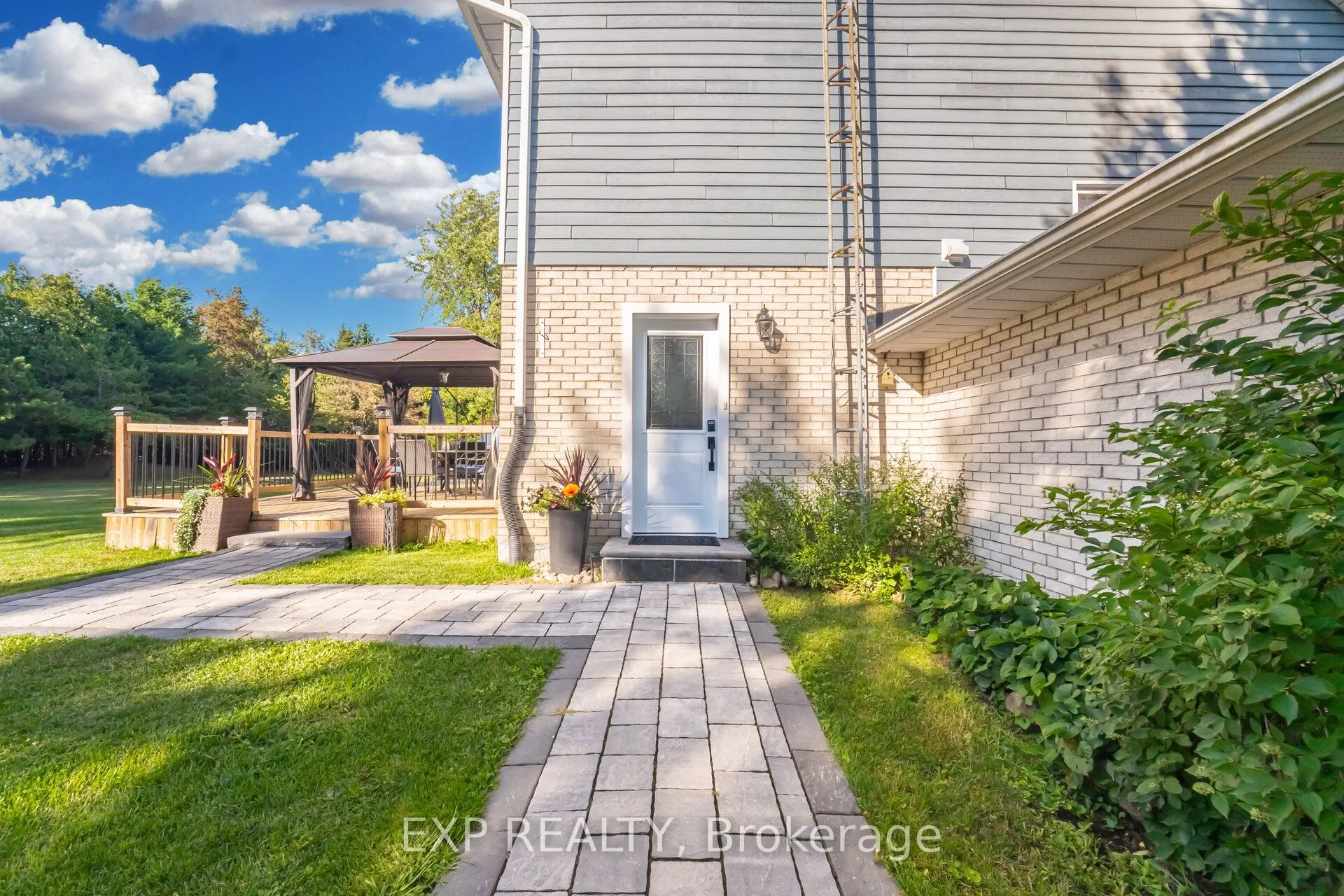 19 Gallowood Trail