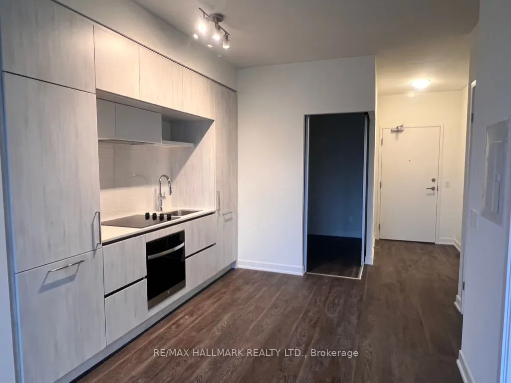 6 David Eyer Road, #309