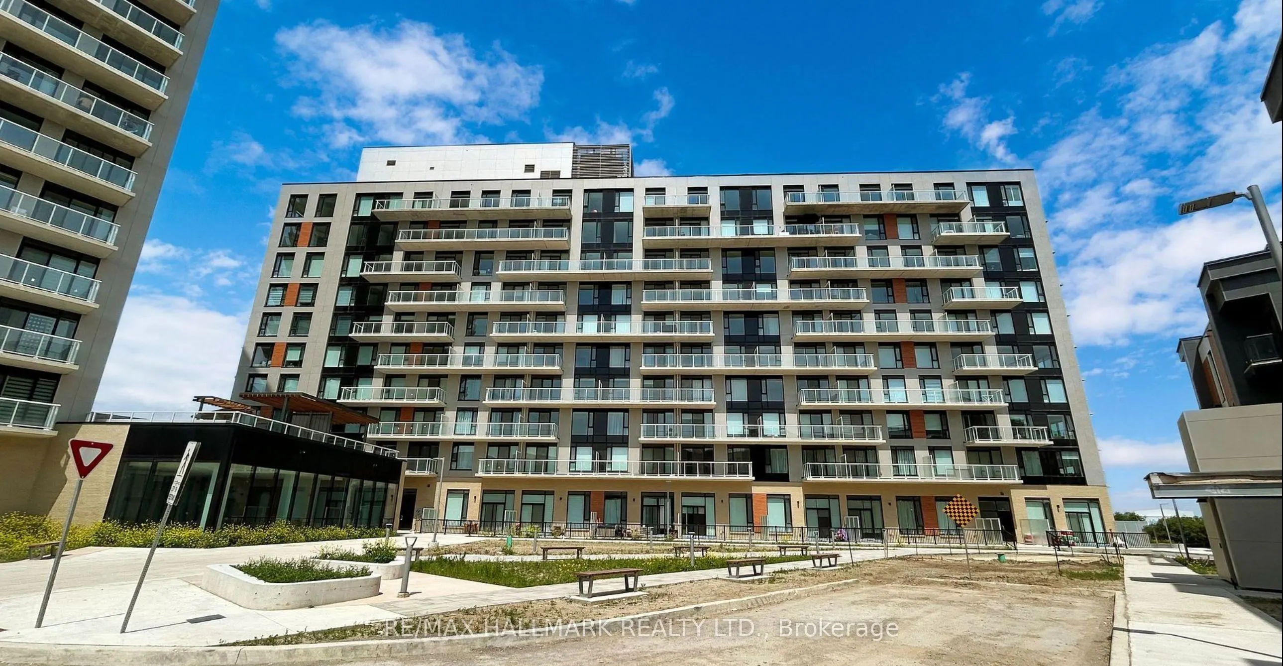 6 David Eyer Road, #309
