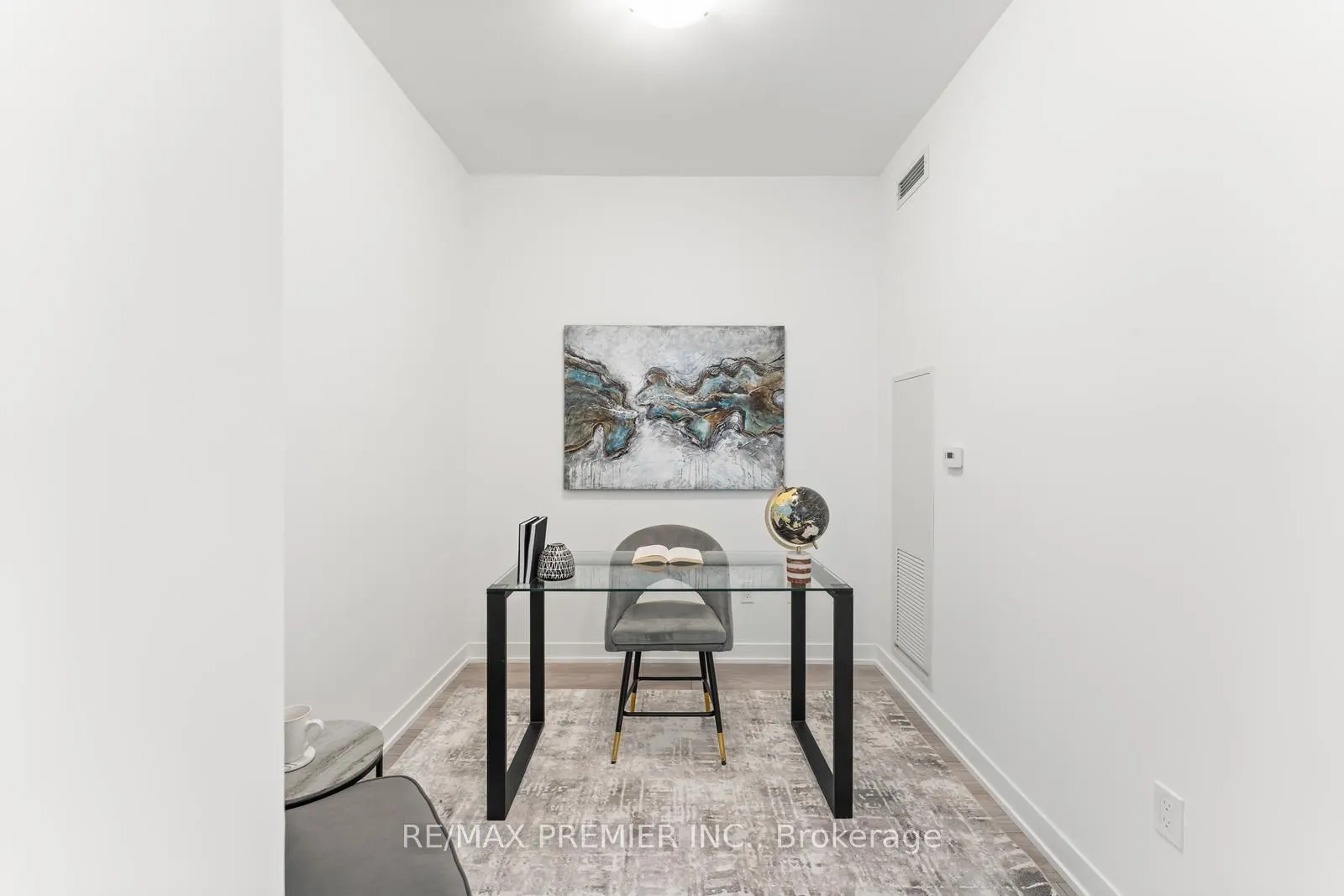 10 Abeja Street, #1412