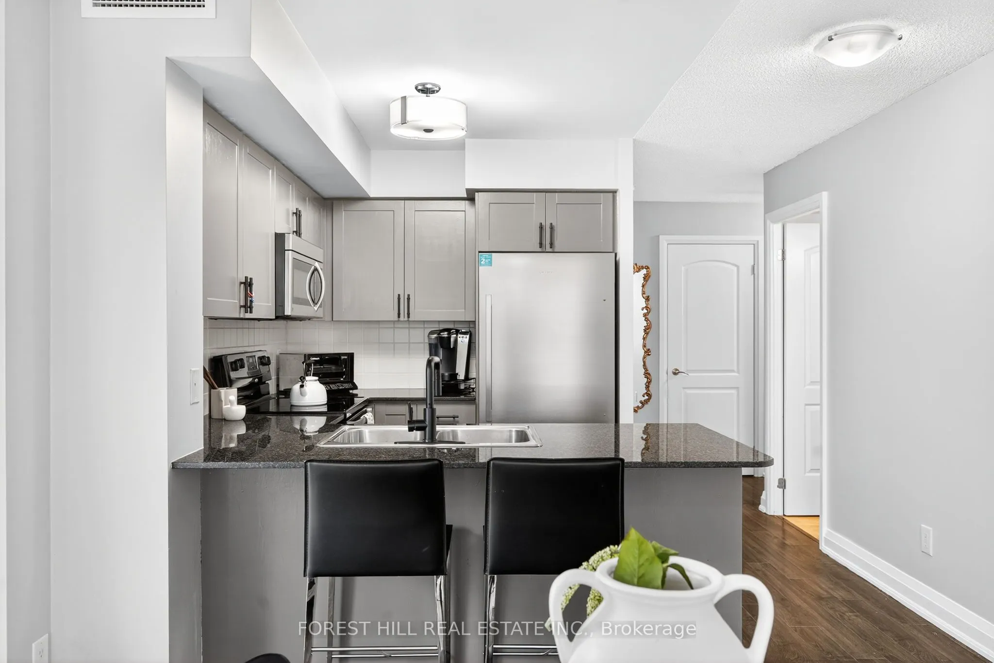 20 North Park Road, #414