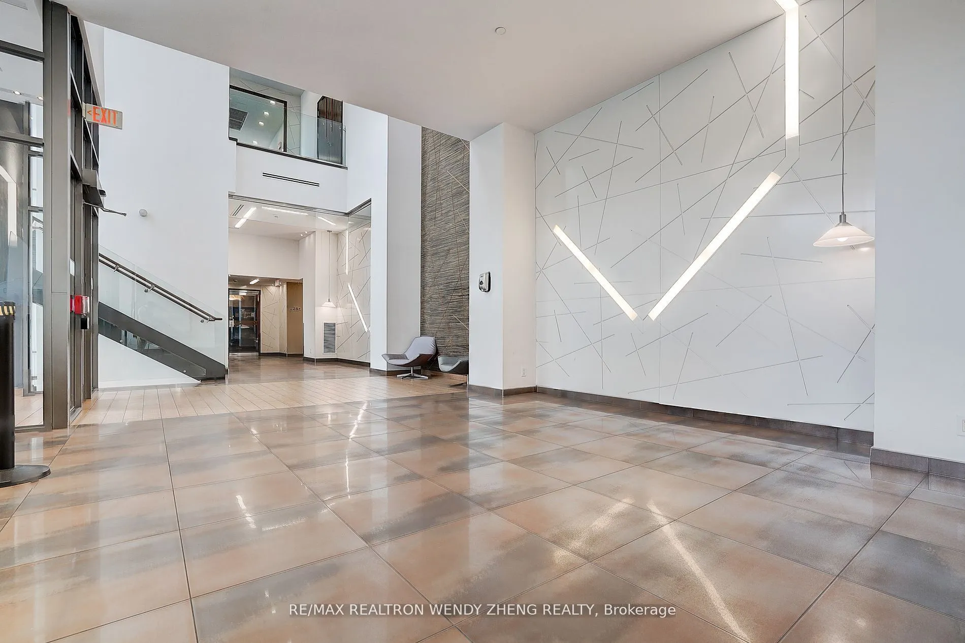 277 South Park Road, #201