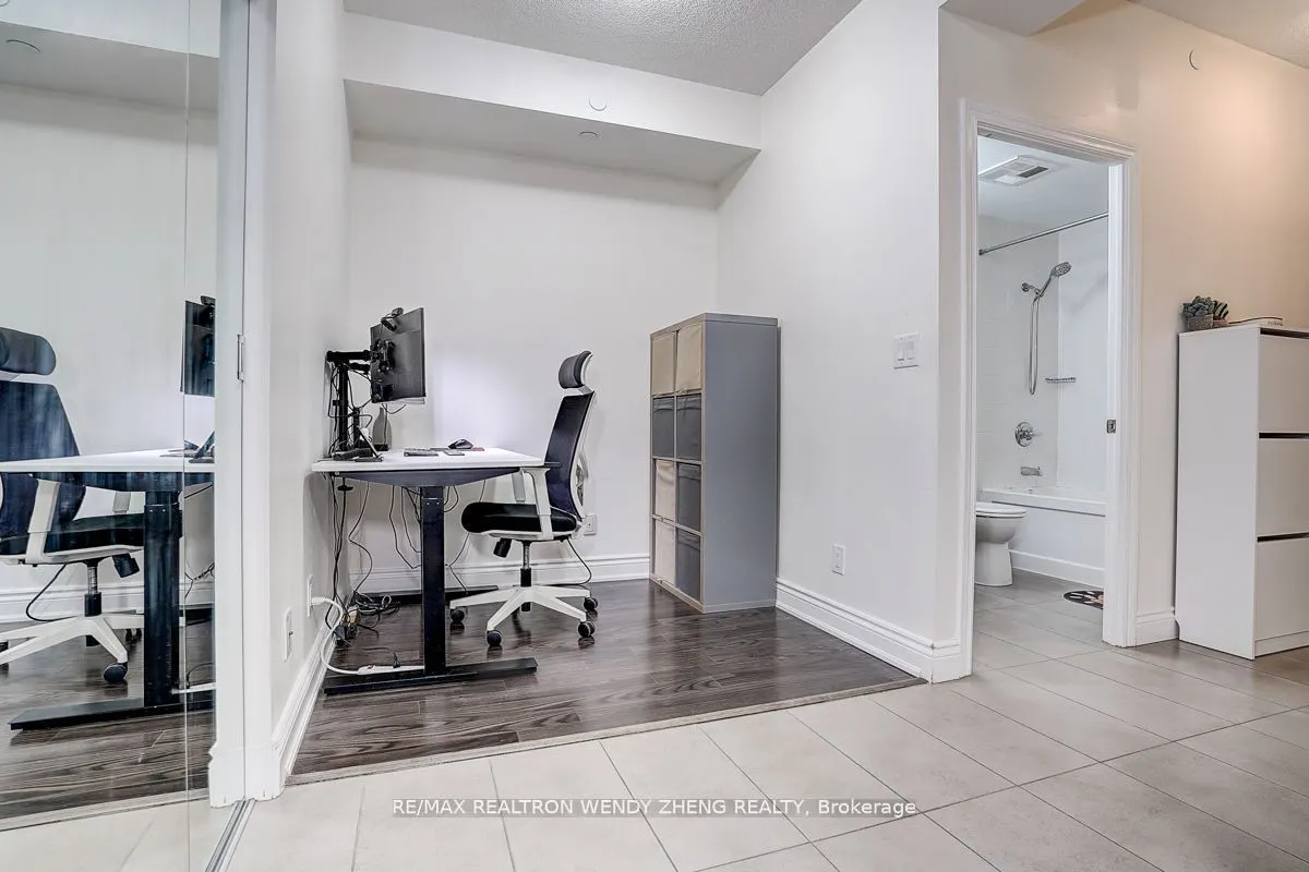 277 South Park Road, #201