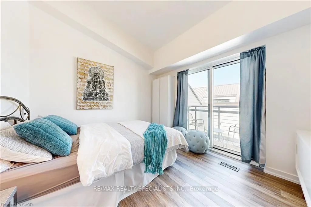 233 Broward Way, #10