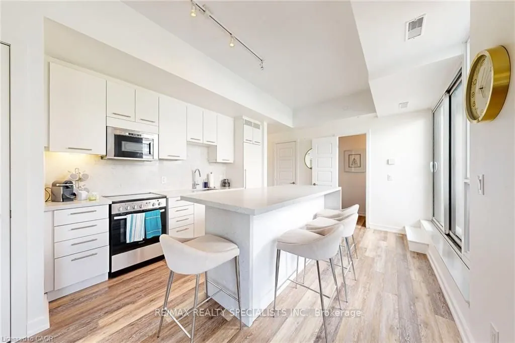 233 Broward Way, #10