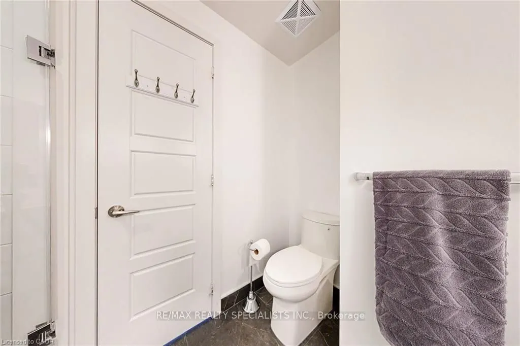 233 Broward Way, #10