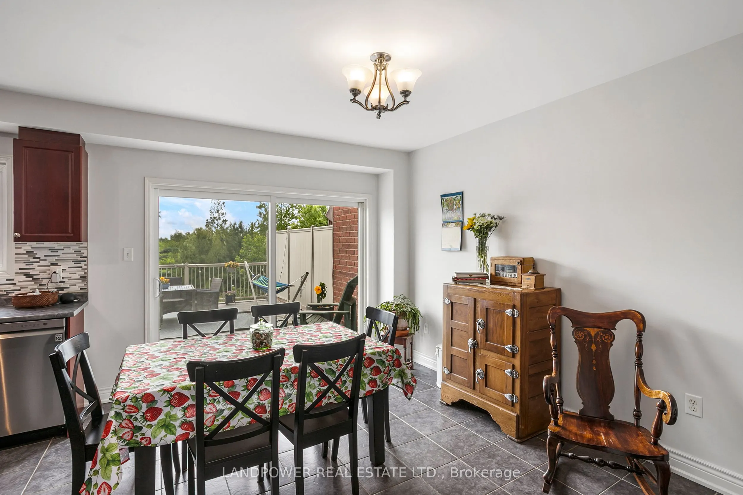 73 Baker Hill Boulevard