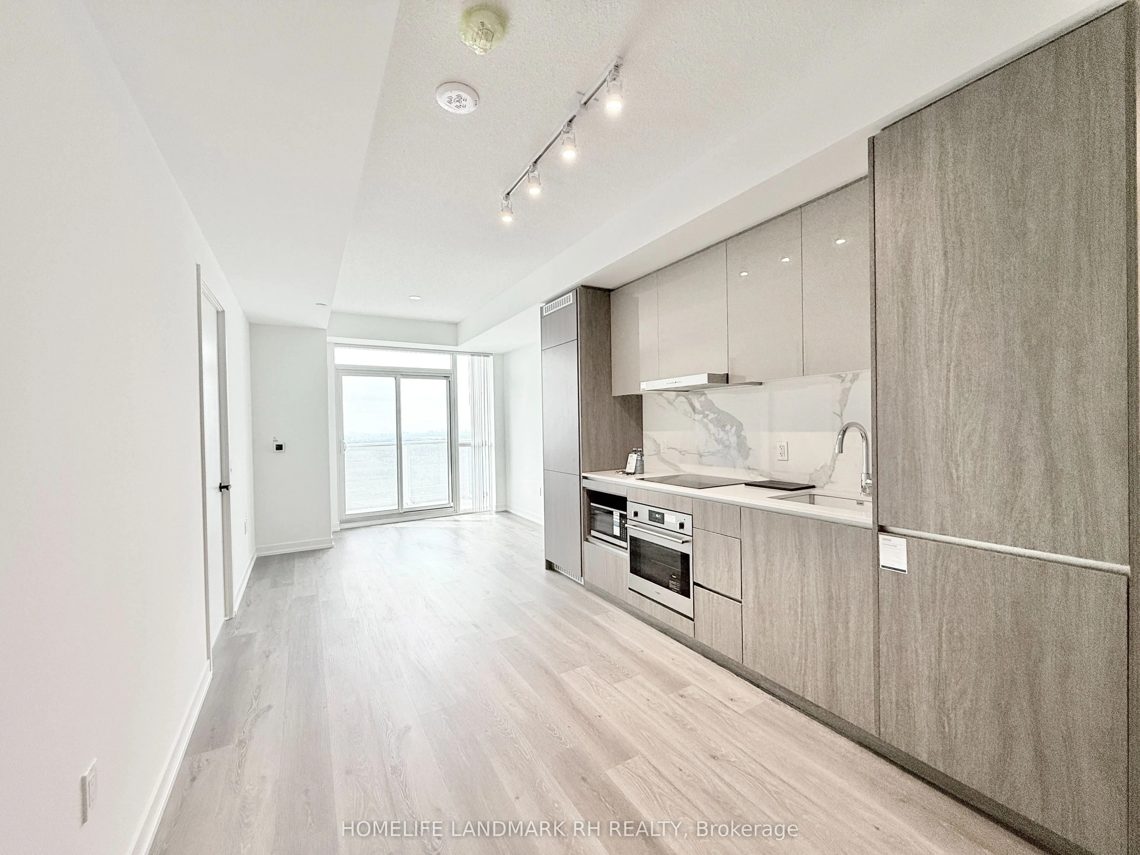 28 Interchange Way, #4110