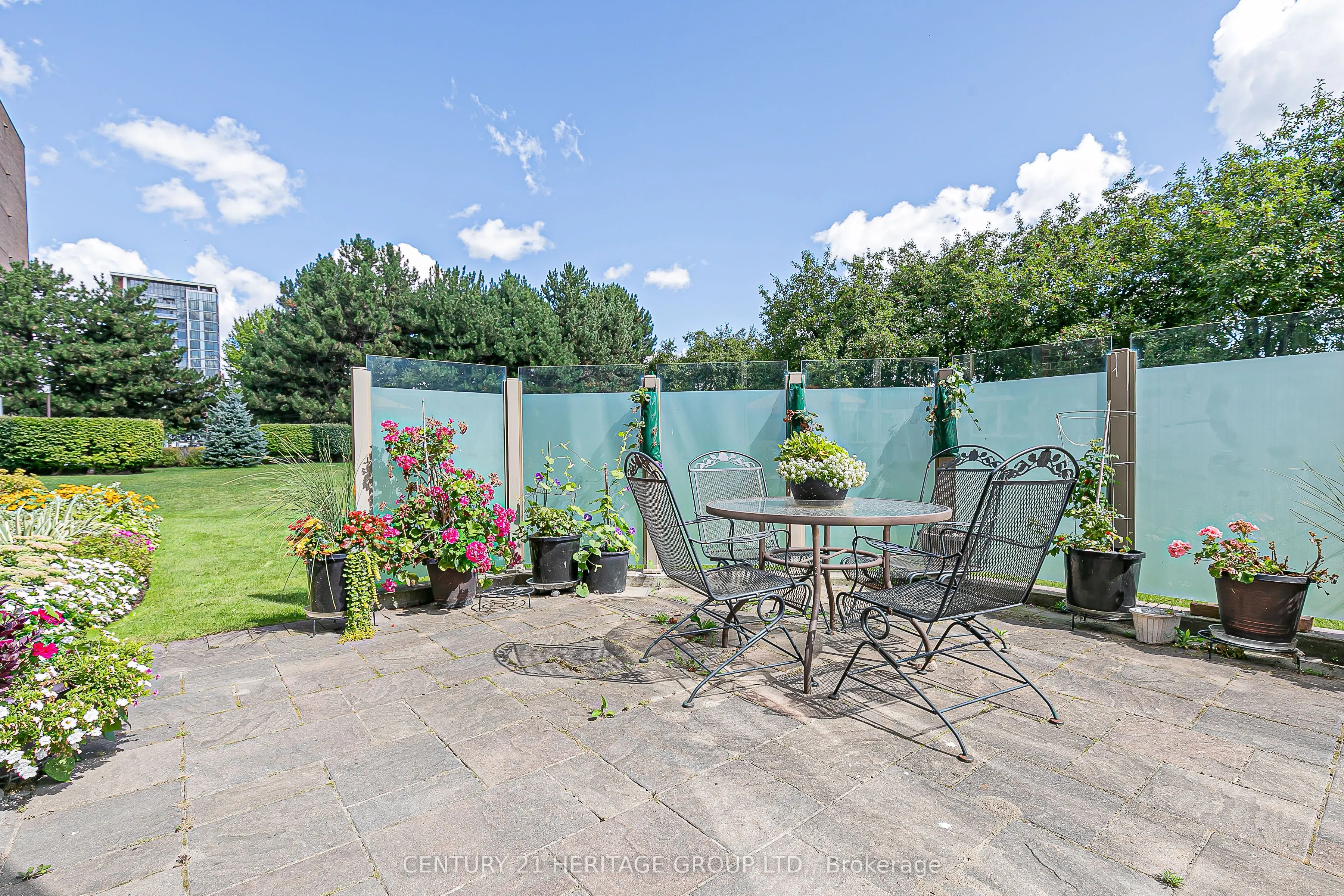 20 Baif Boulevard, #110