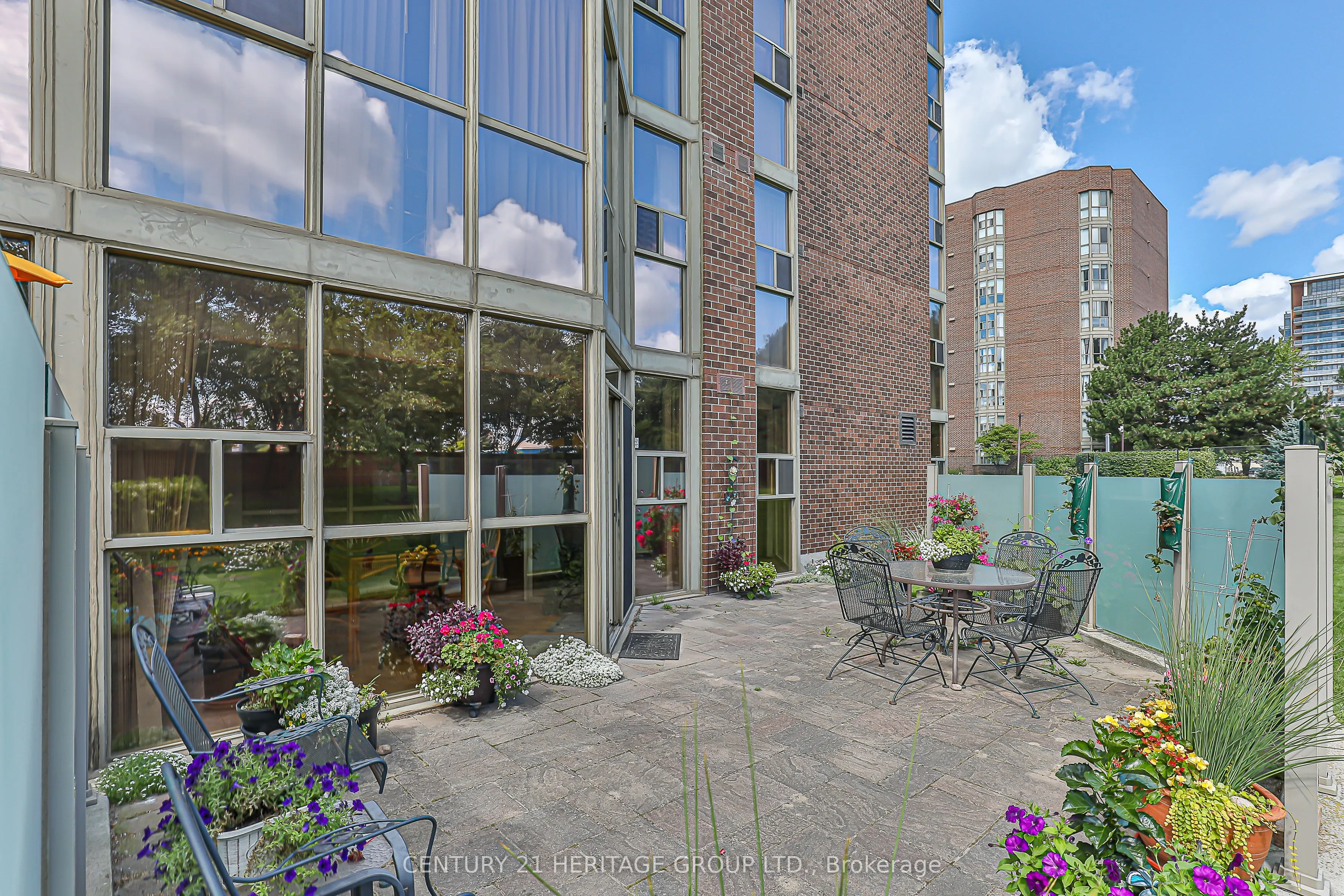 20 Baif Boulevard, #110