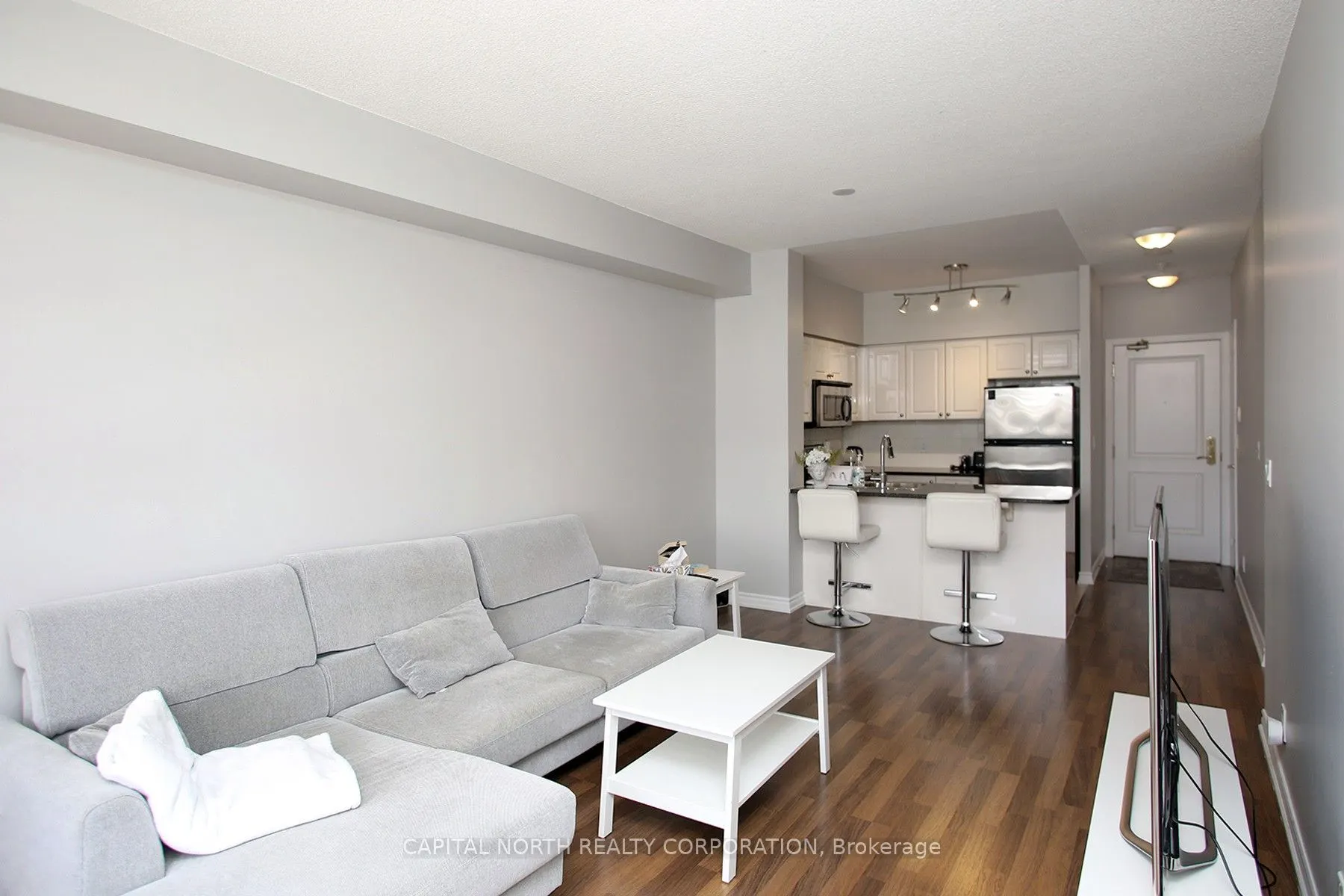 9225 Jane Street, #715
