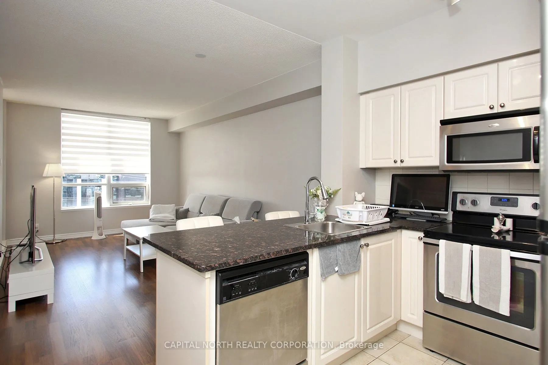 9225 Jane Street, #715