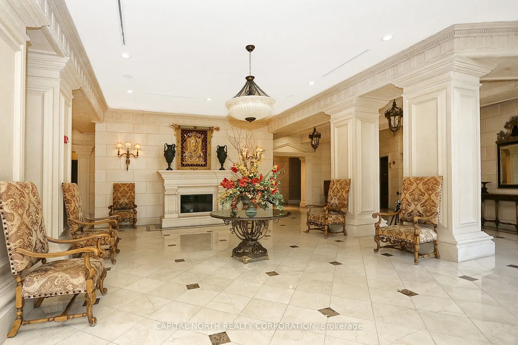 9225 Jane Street, #715