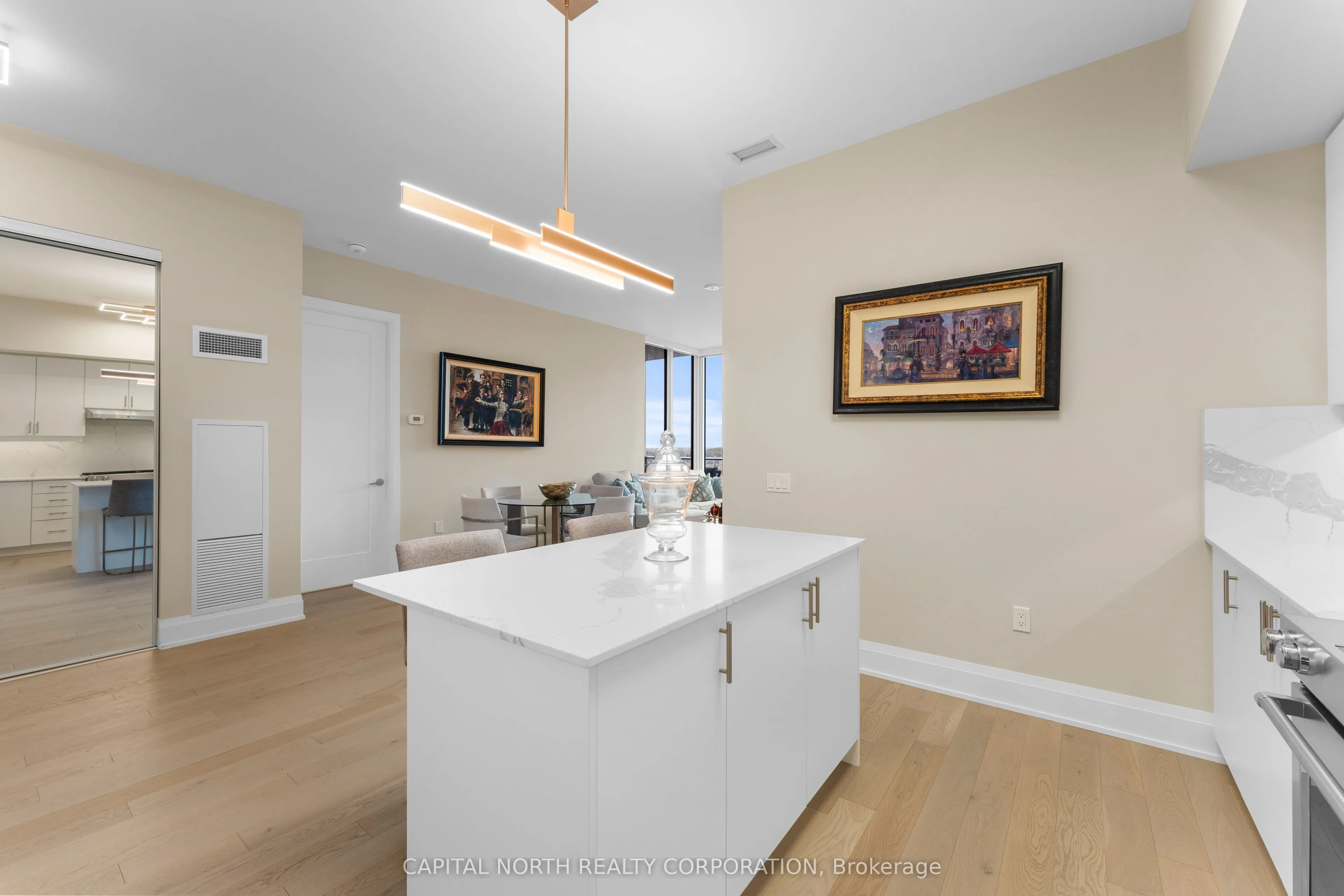 9000 Jane Street, #610