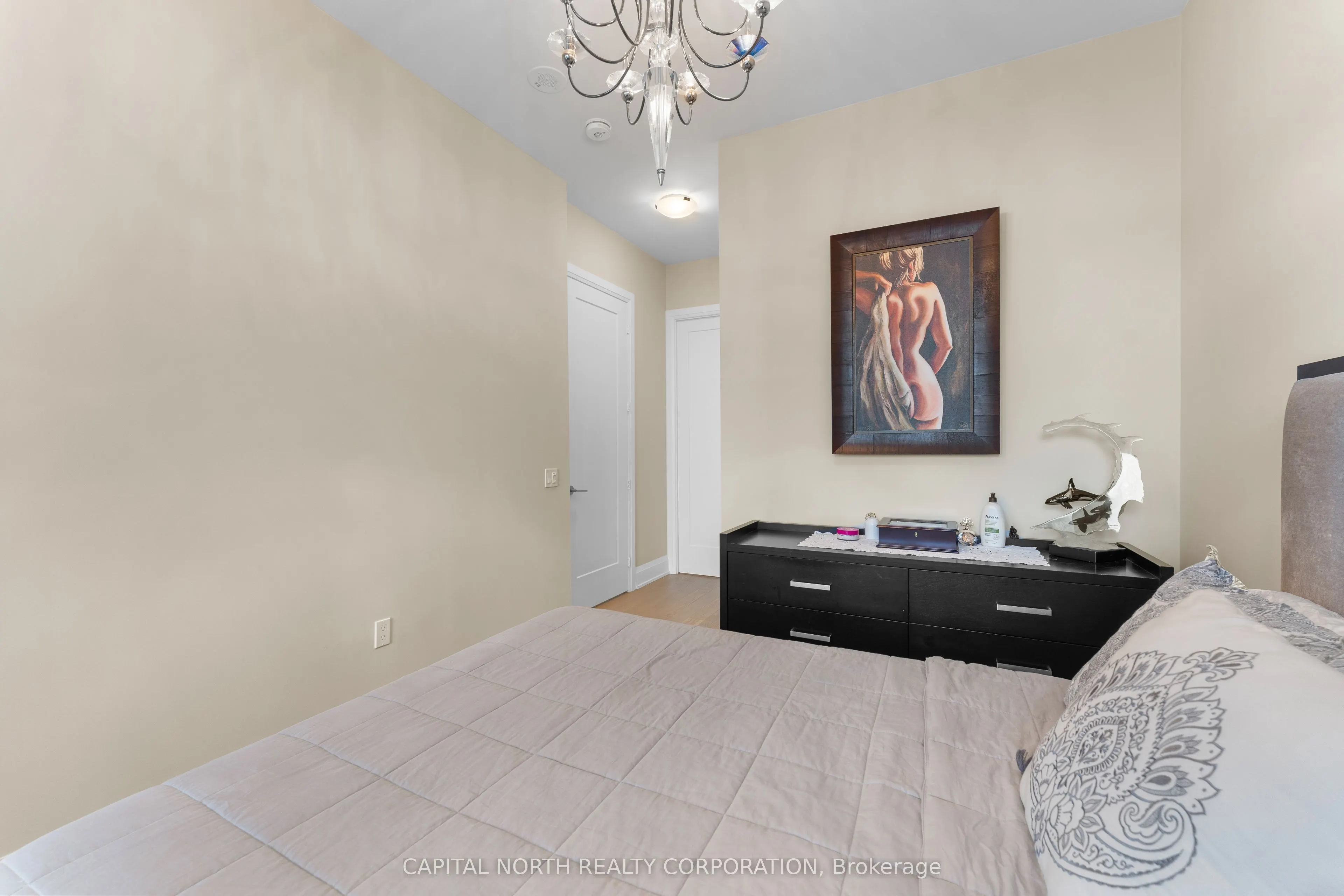 9000 Jane Street, #610