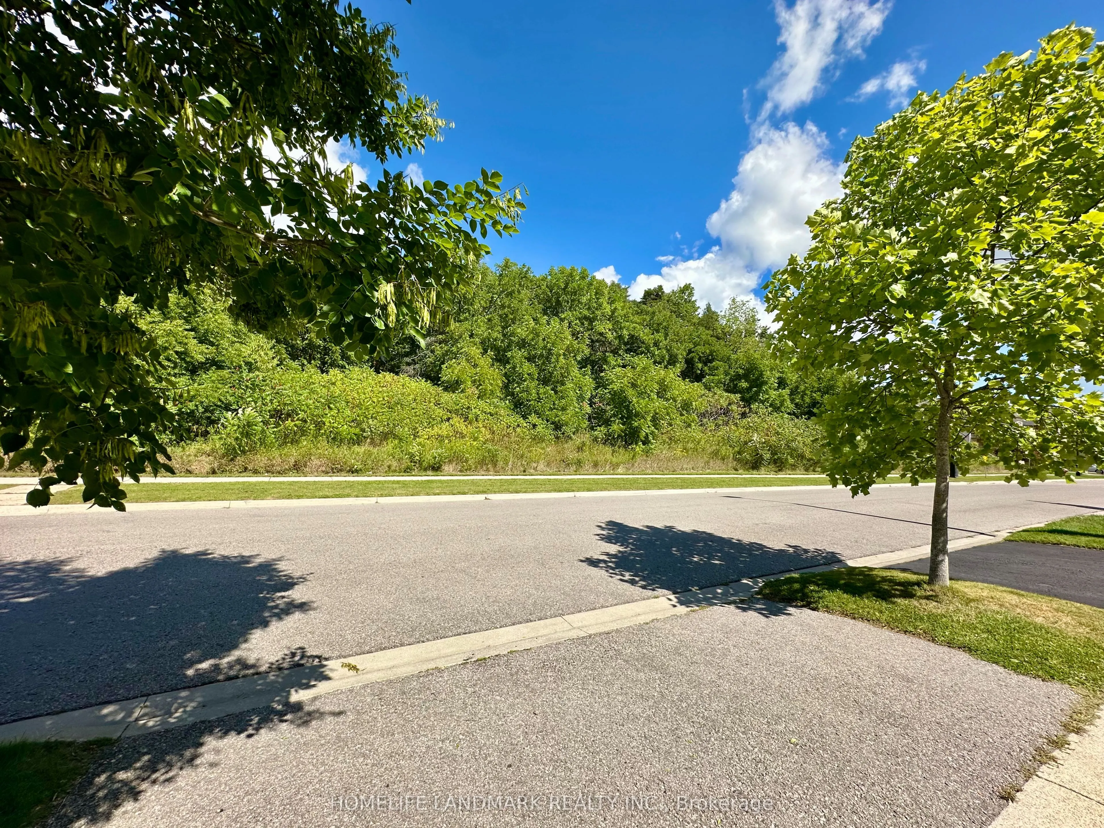 125 Riding Mountain Drive