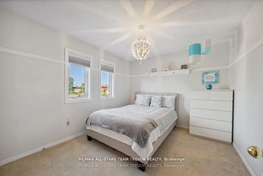 23 Litner Crescent