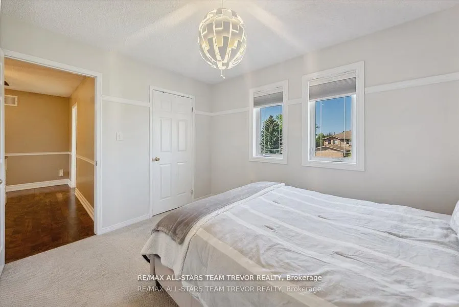 23 Litner Crescent