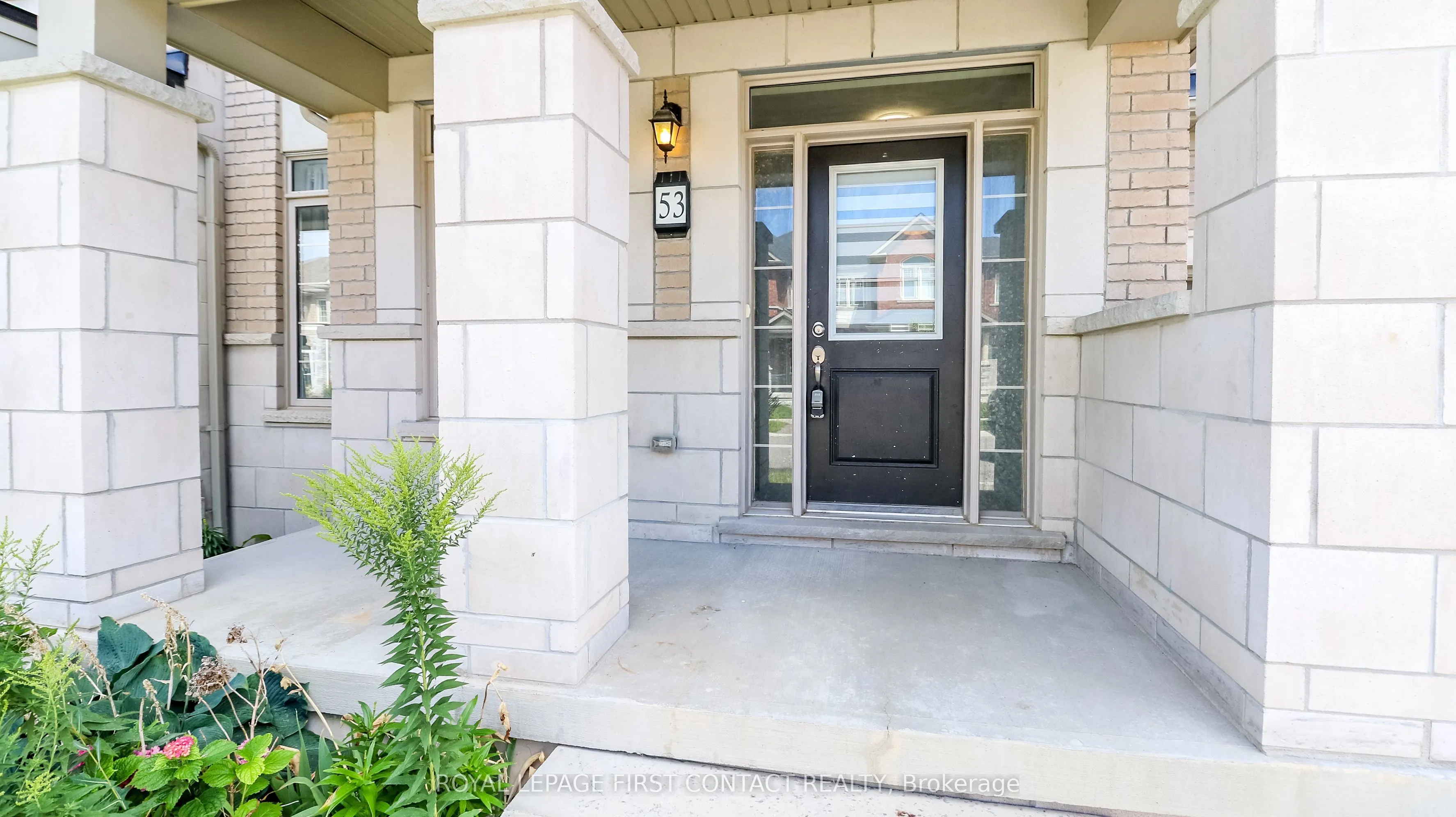 53 Mondial Crescent