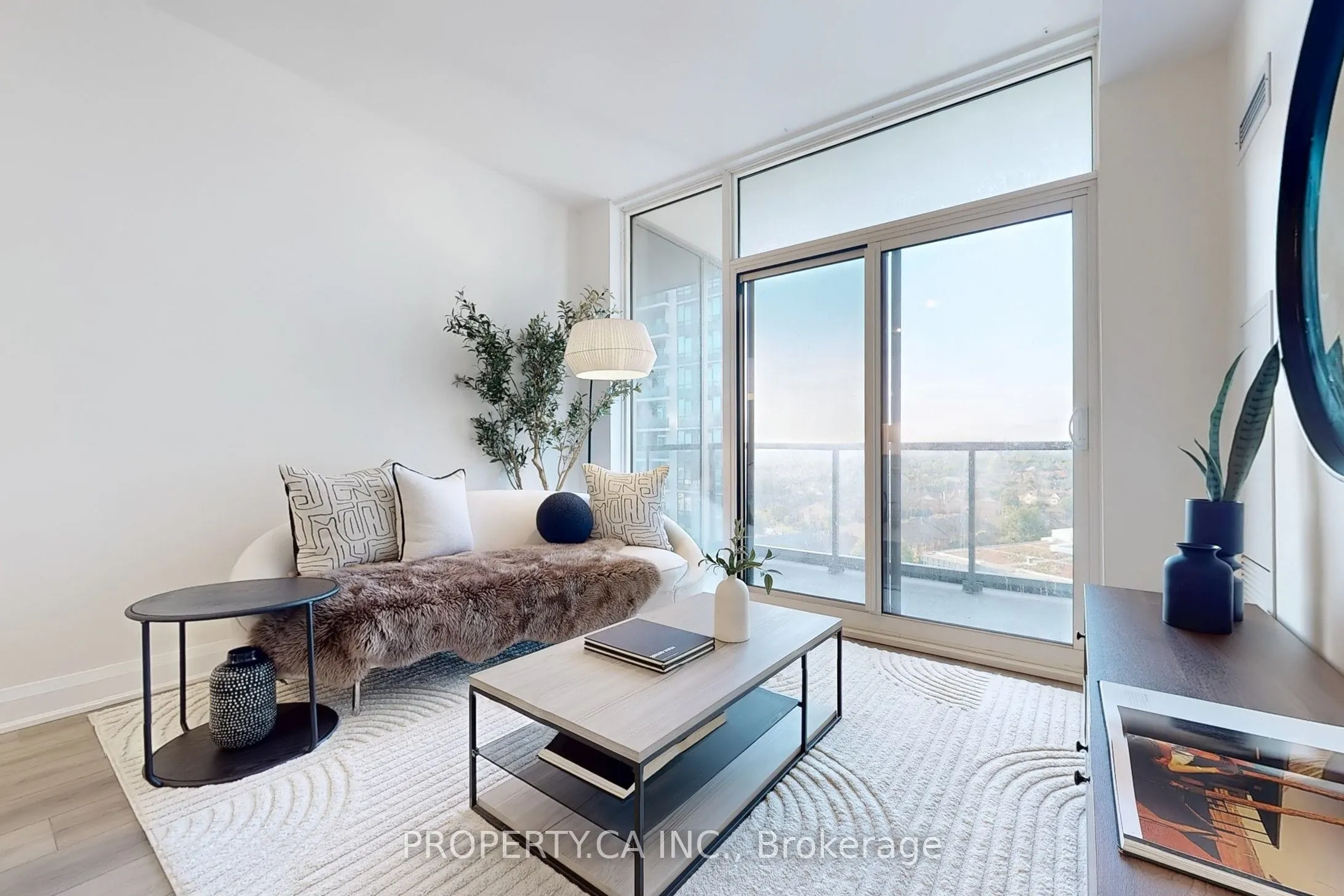 20 Gatineau Drive, #1009