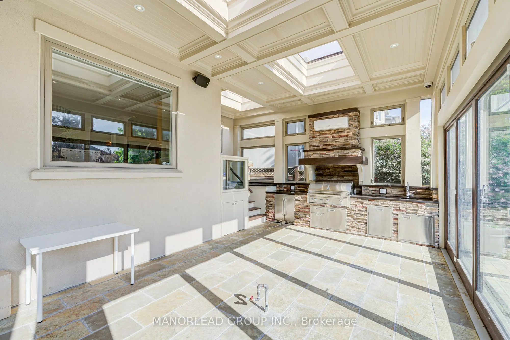 7 Ormsby Court