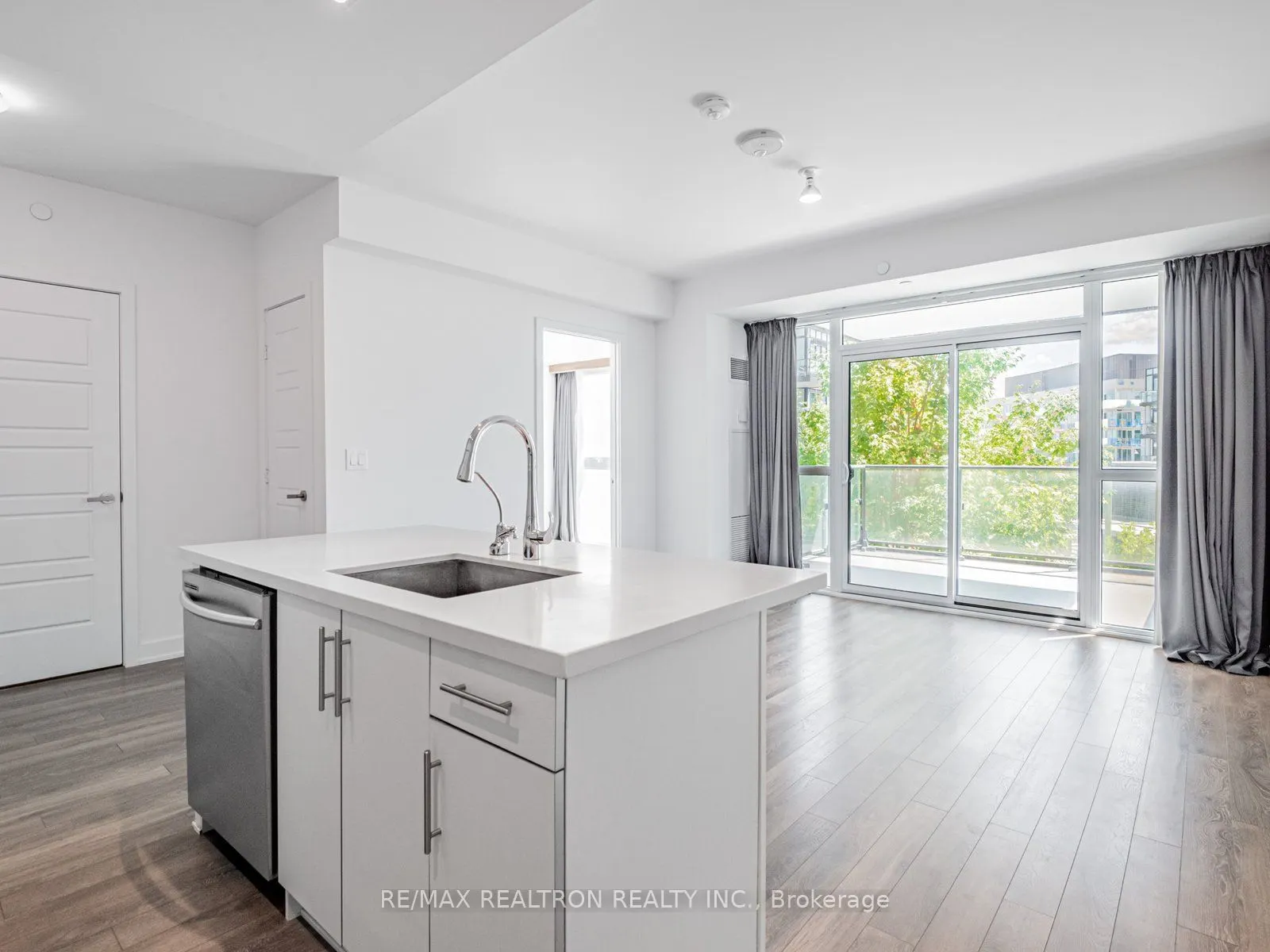 375 Sea Ray Avenue, #203